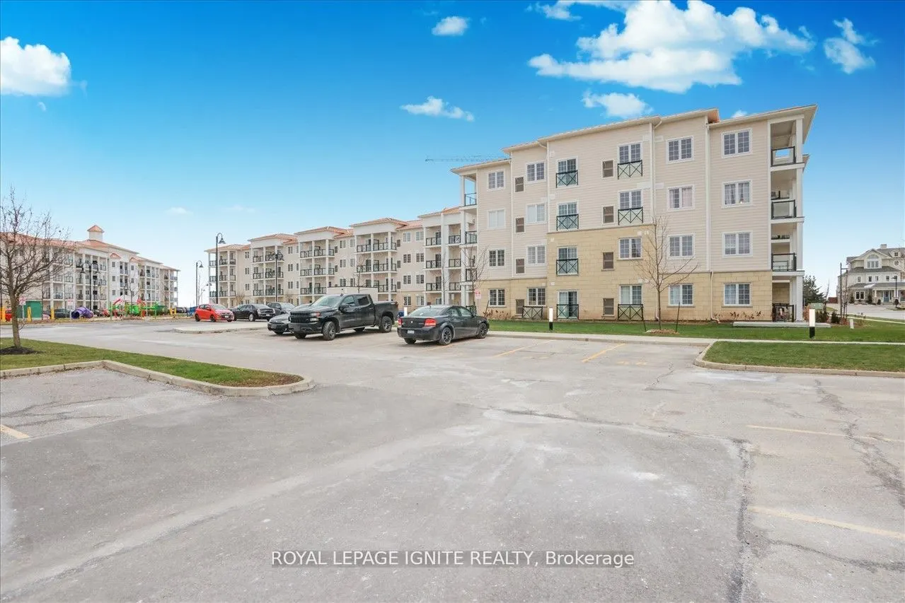50 Lakebreeze Drive, #318