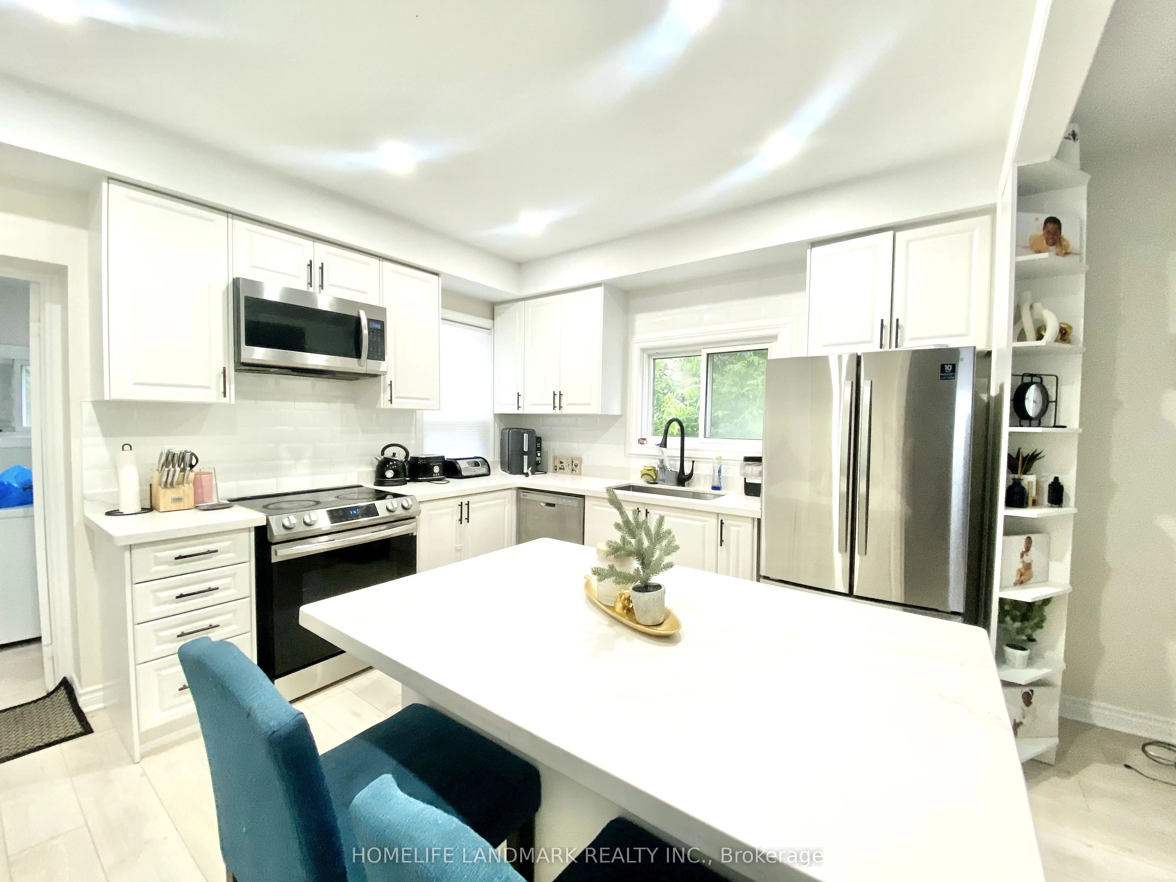 90 Park Road S