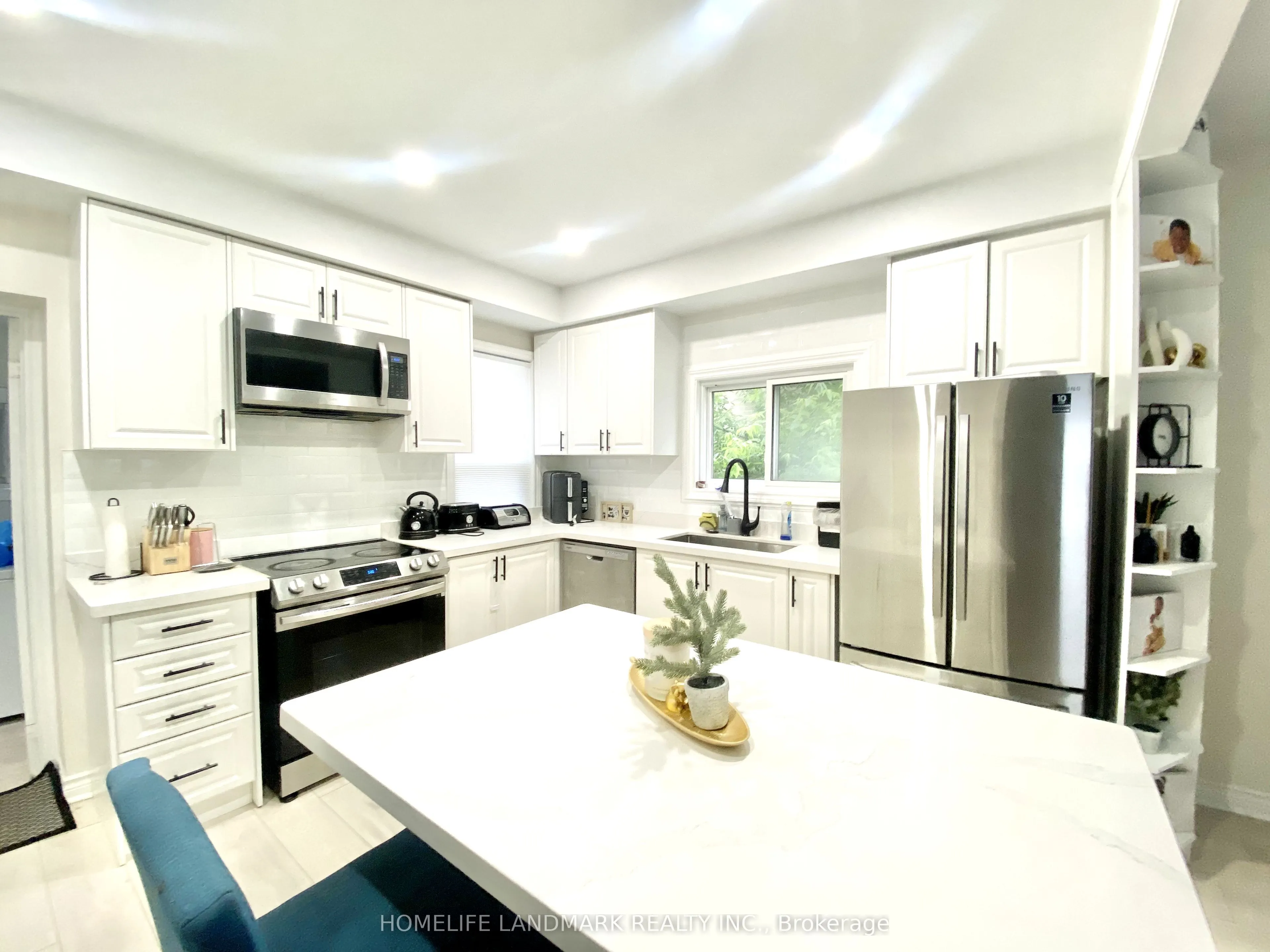 90 Park Road S