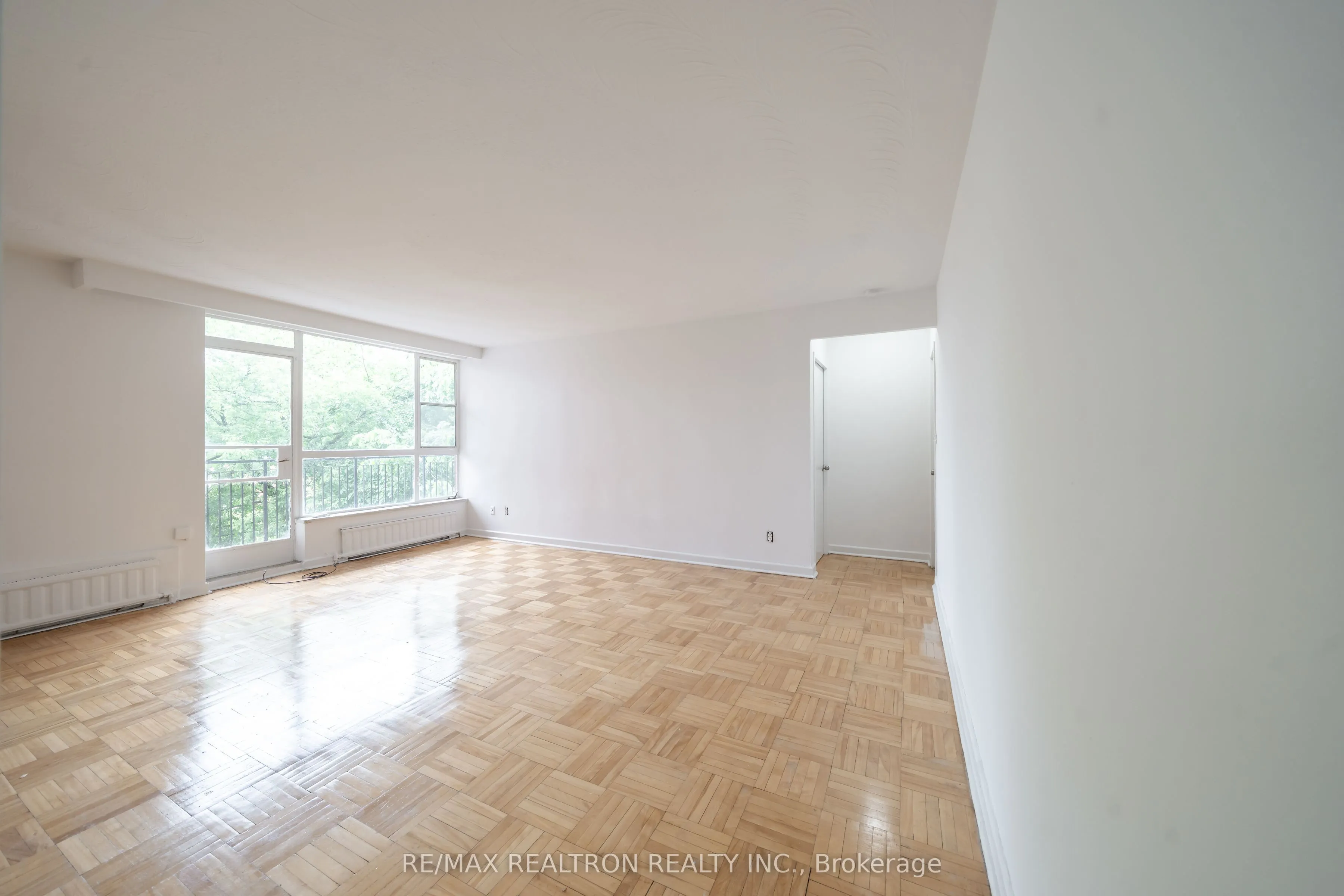 165 Cosburn Avenue, #307