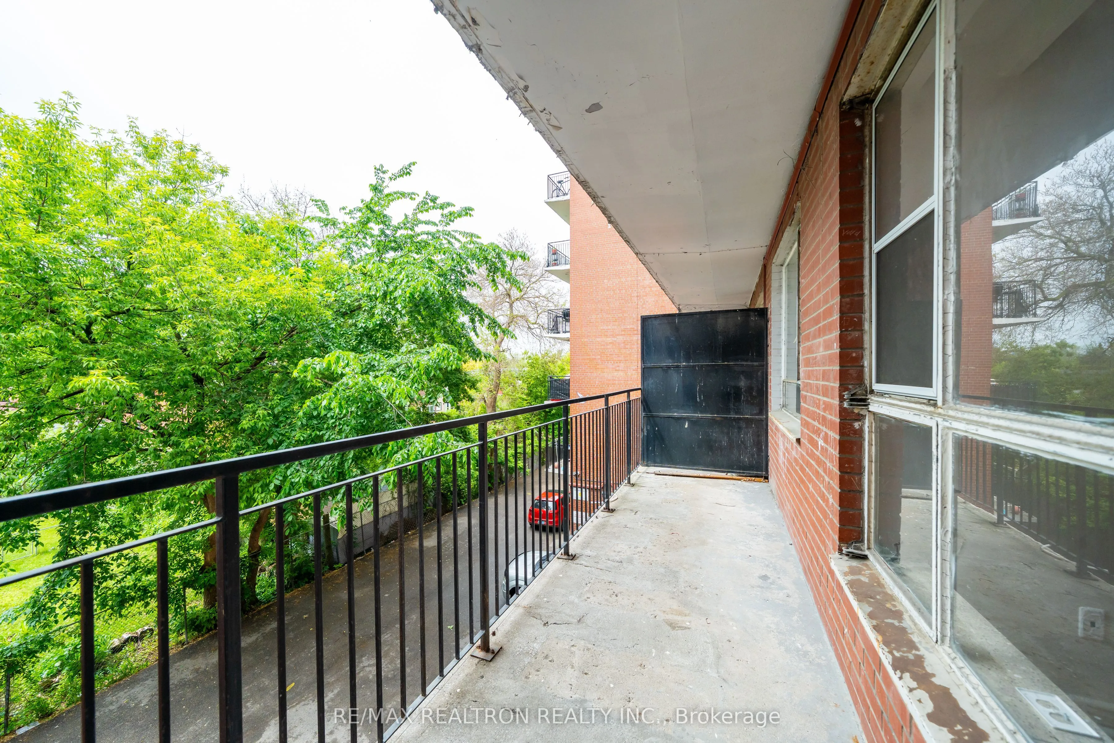165 Cosburn Avenue #307