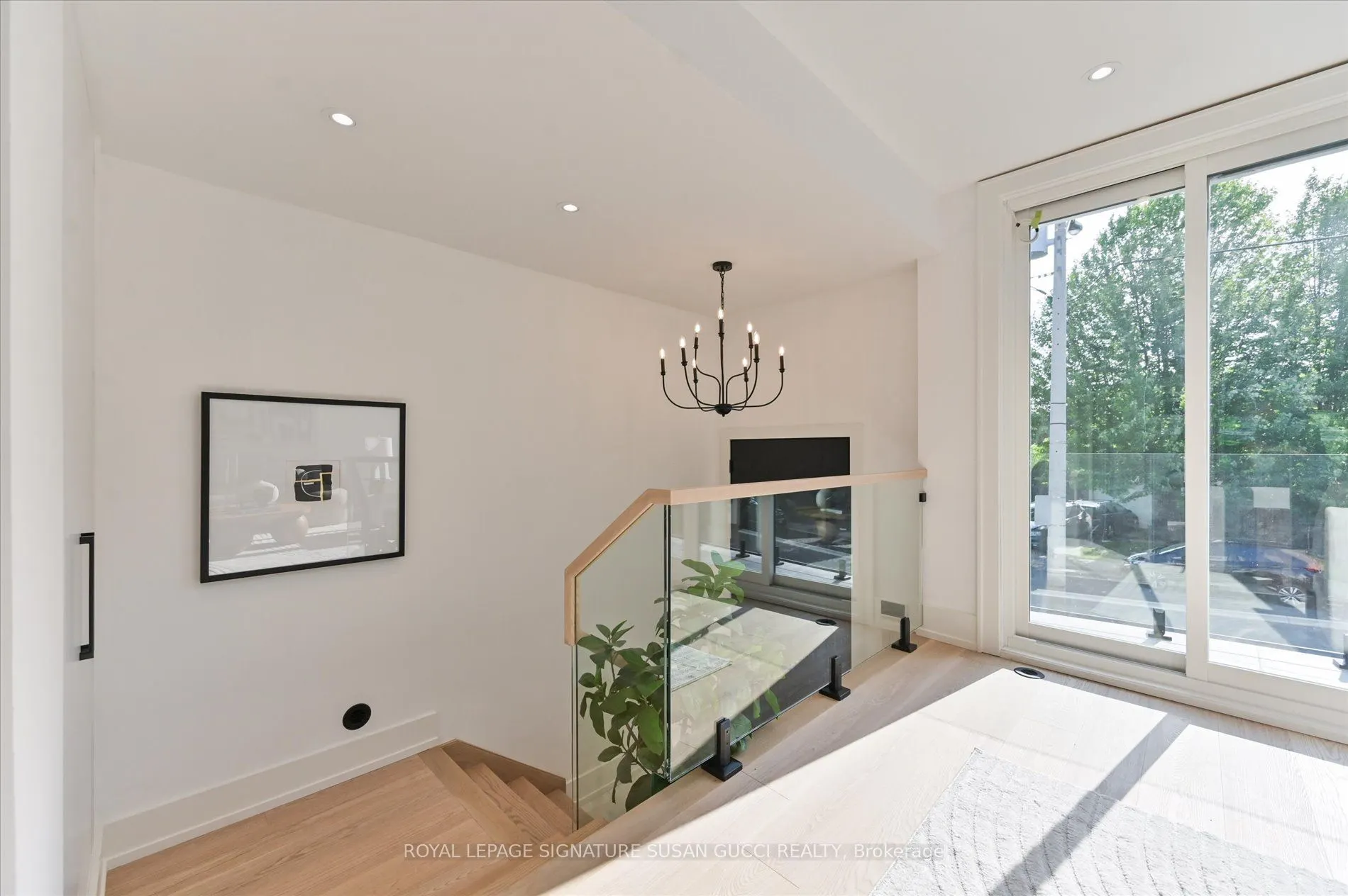 24 Elmsdale Road