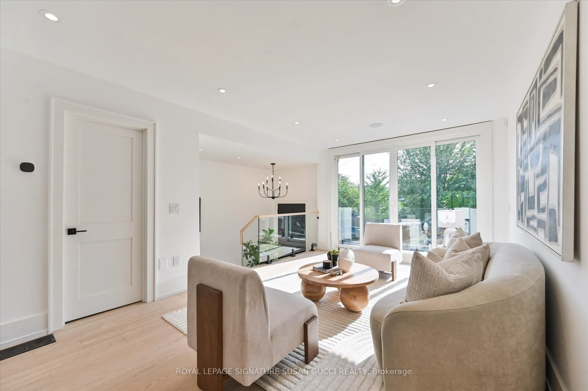 24 Elmsdale Road