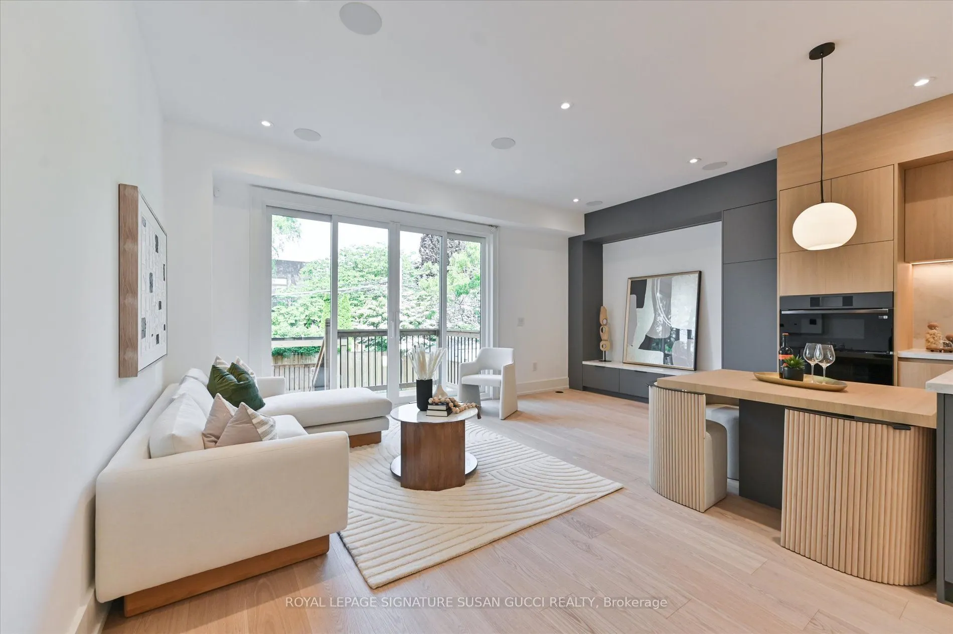 24 Elmsdale Road