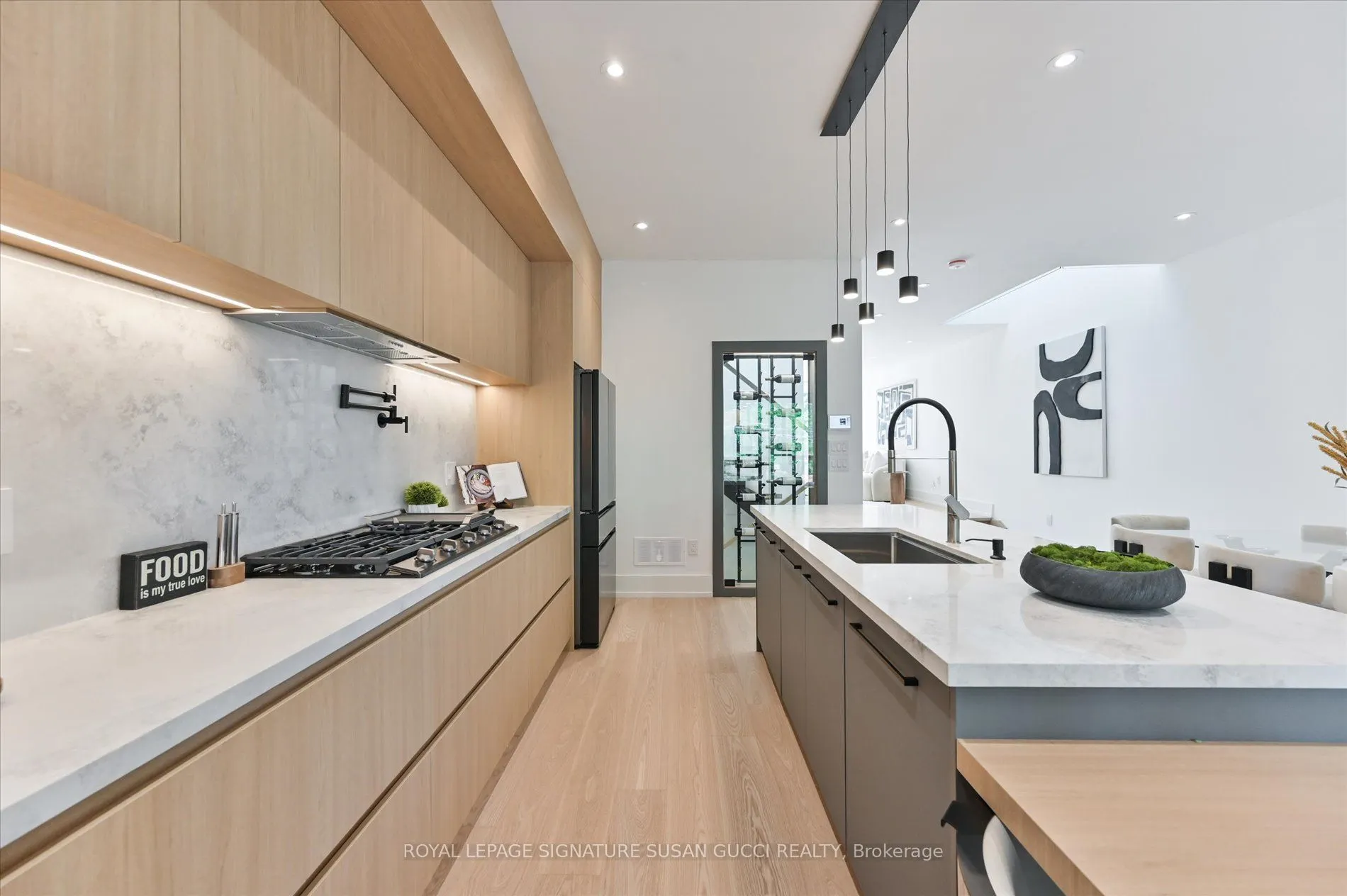 24 Elmsdale Road