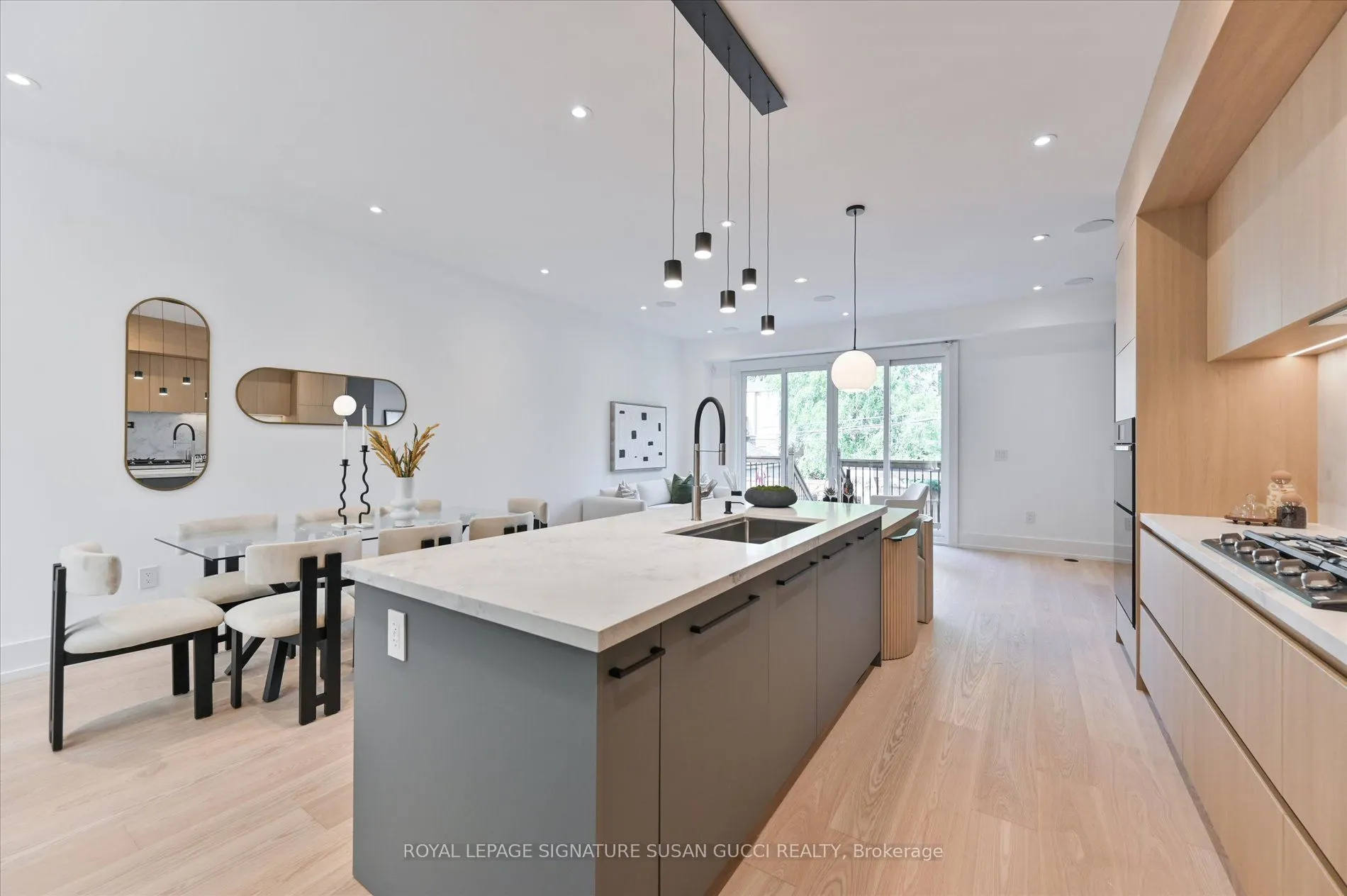 24 Elmsdale Road