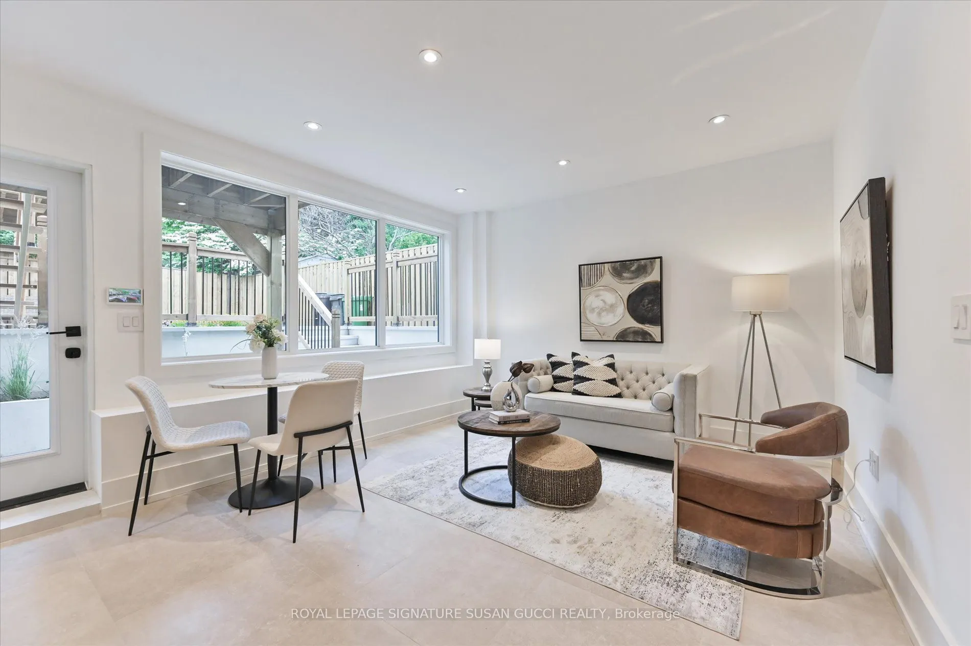 24 Elmsdale Road