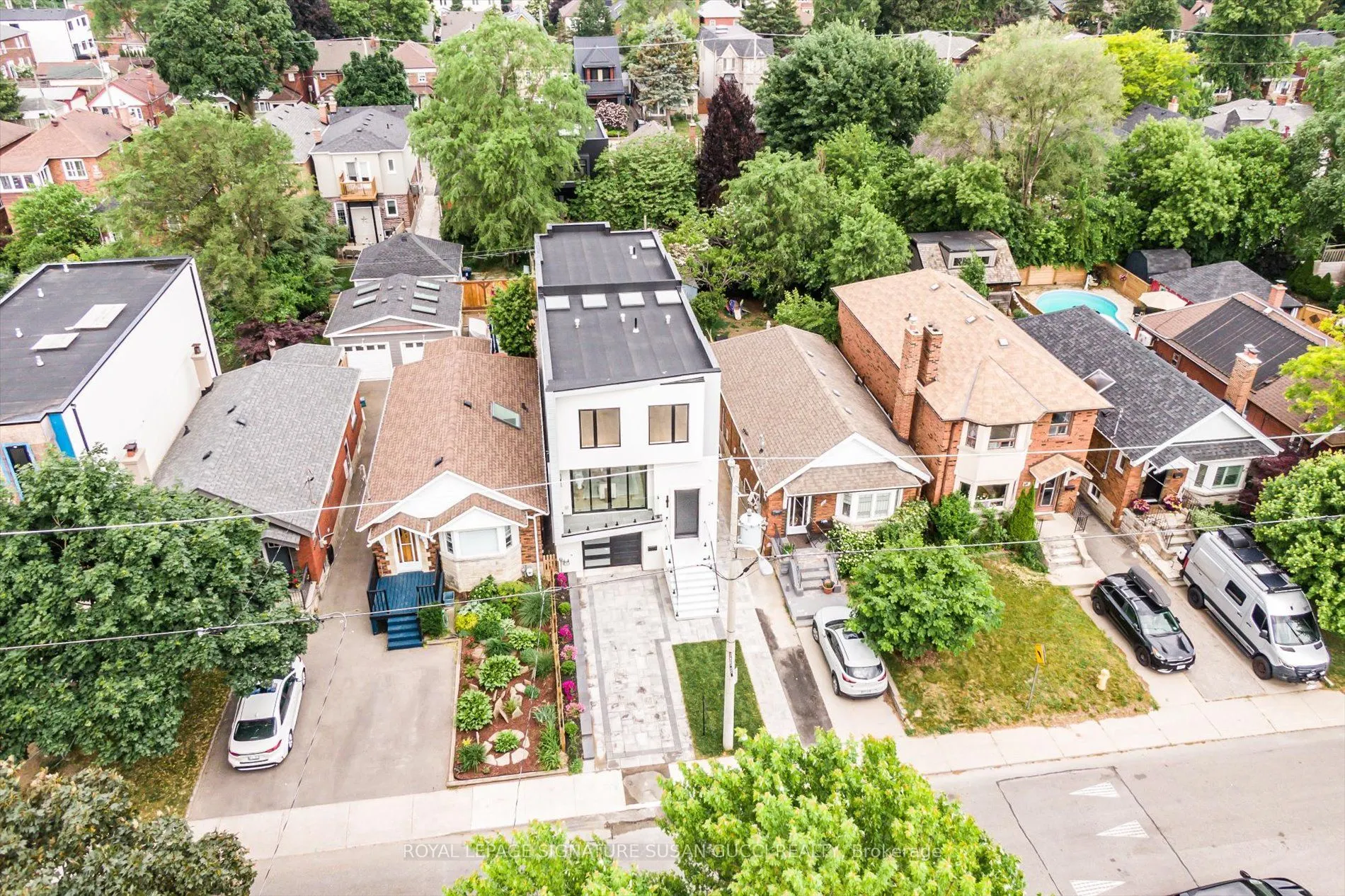 24 Elmsdale Road