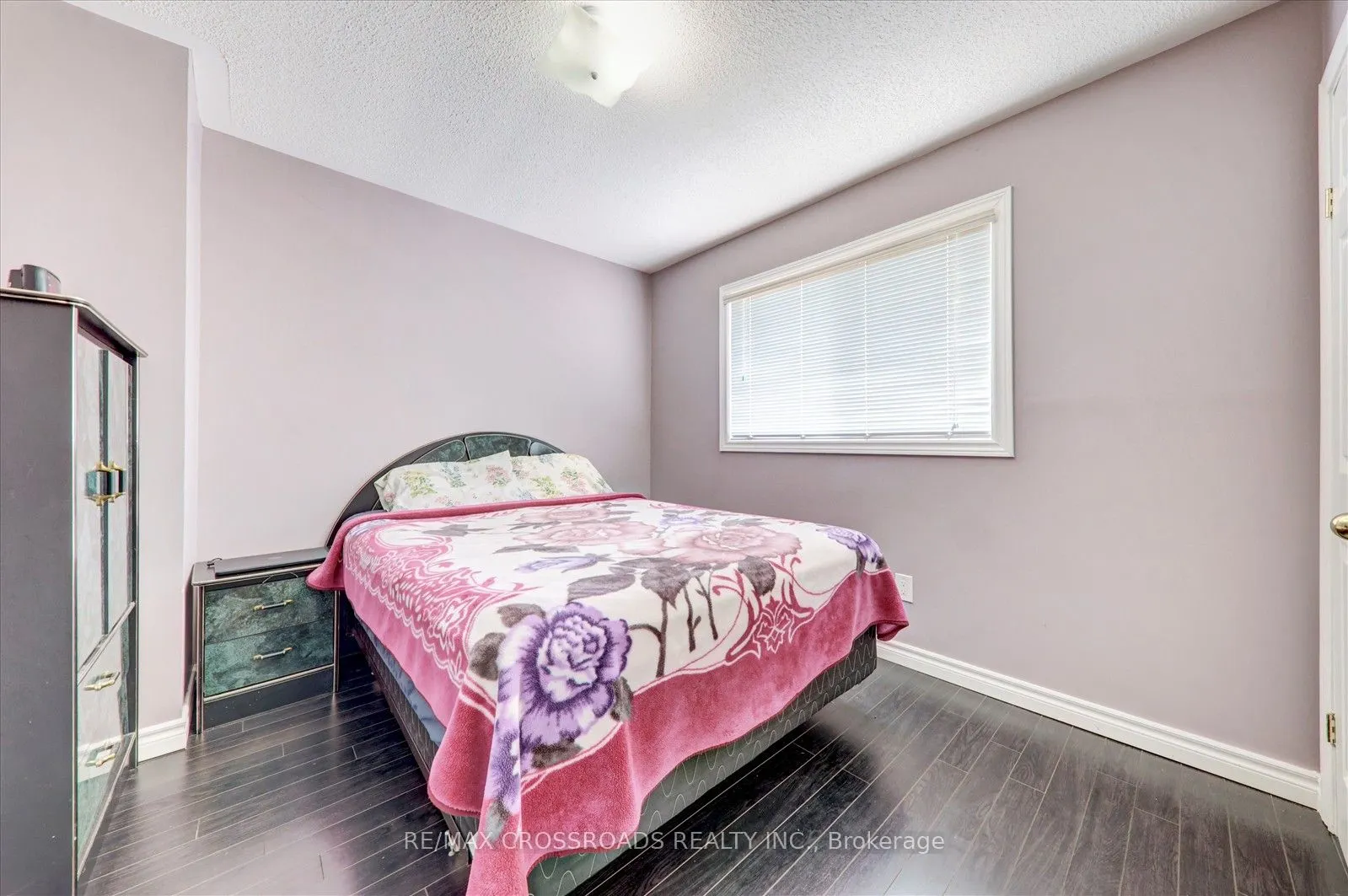 33 Greenhalf Drive