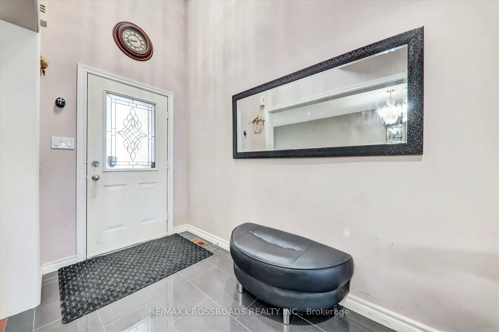 33 Greenhalf Drive