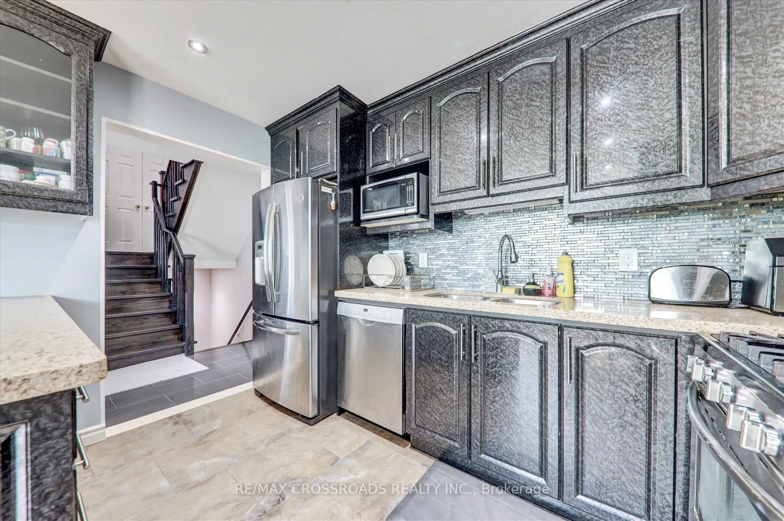 33 Greenhalf Drive