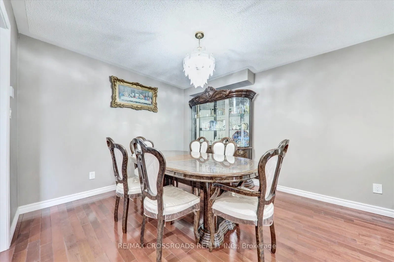 33 Greenhalf Drive