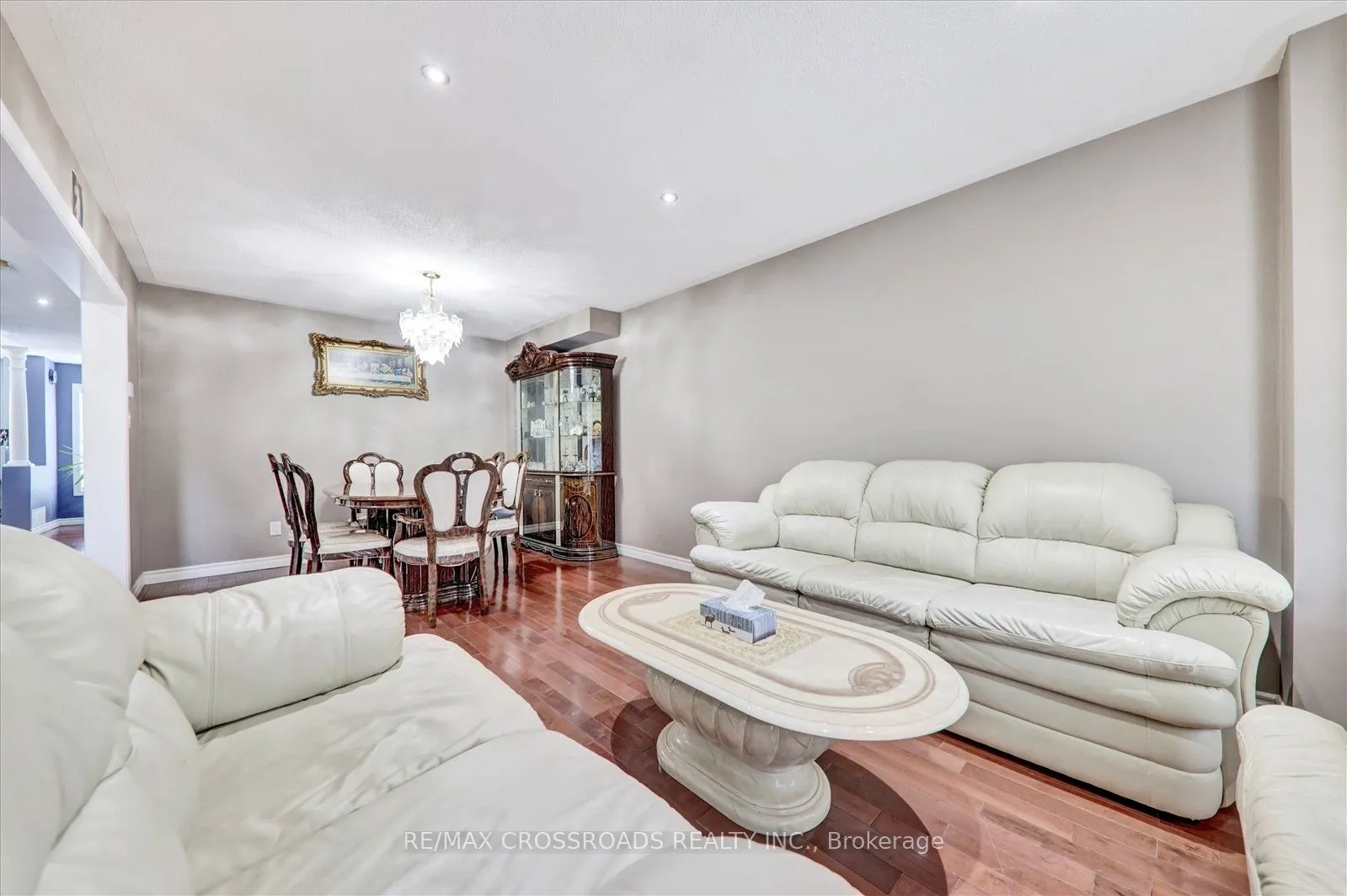 33 Greenhalf Drive