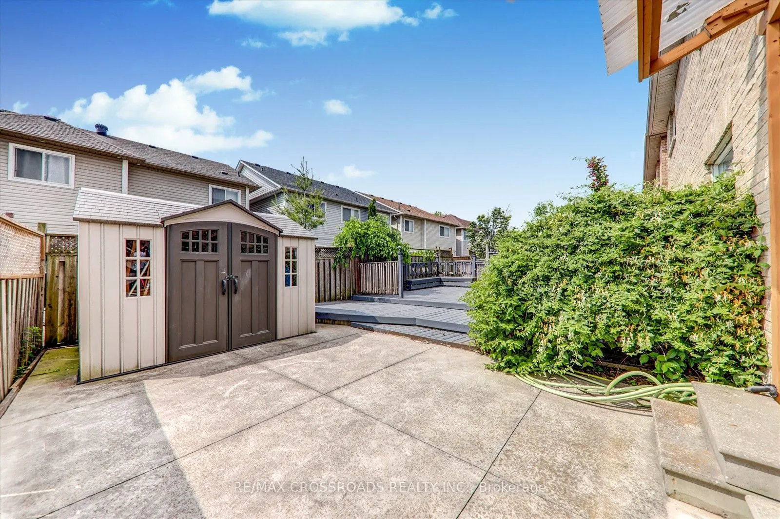 33 Greenhalf Drive