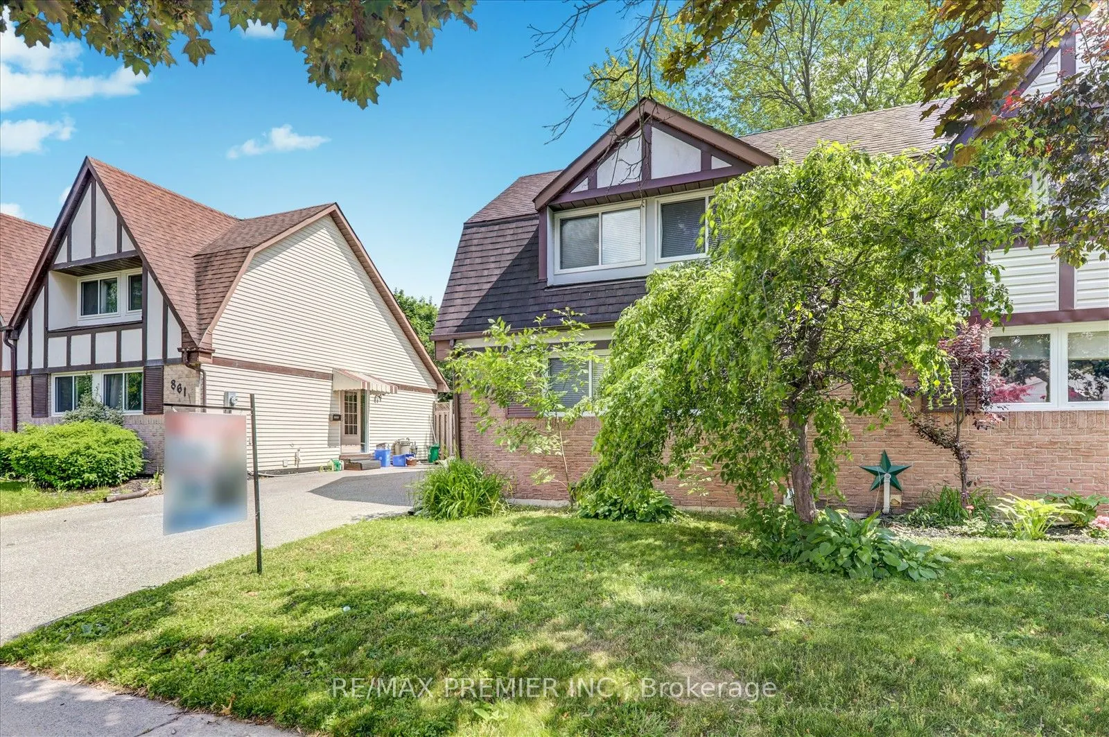 857 Traddles Avenue