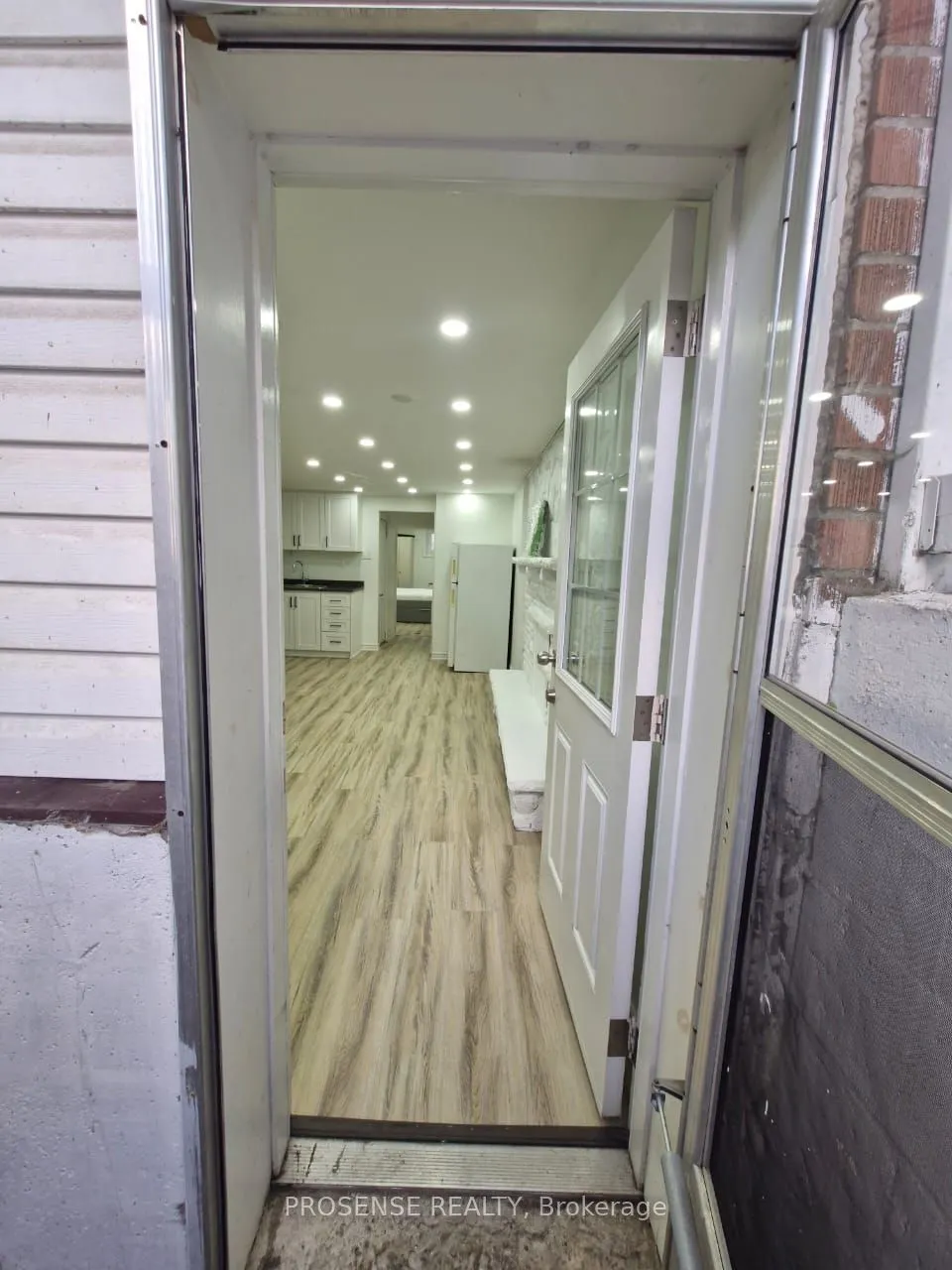2 Ladysbridge Drive, #(Basement)