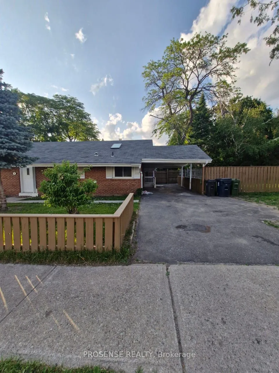 2 Ladysbridge Drive, #(Basement)
