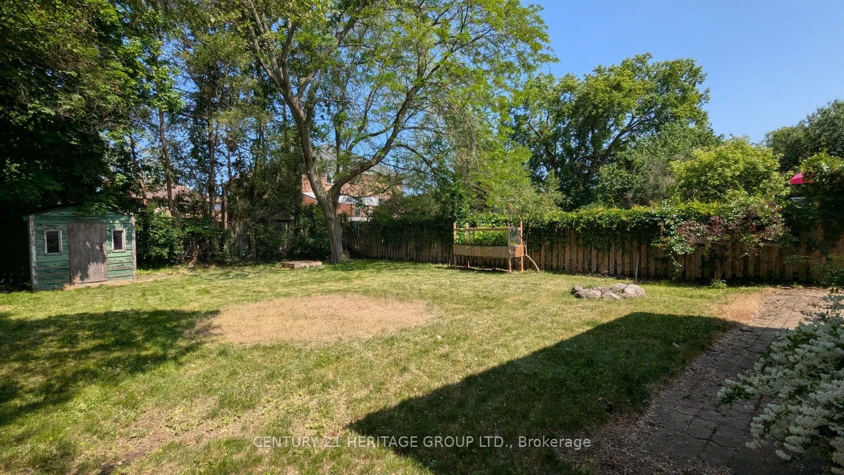 25 Bush Drive