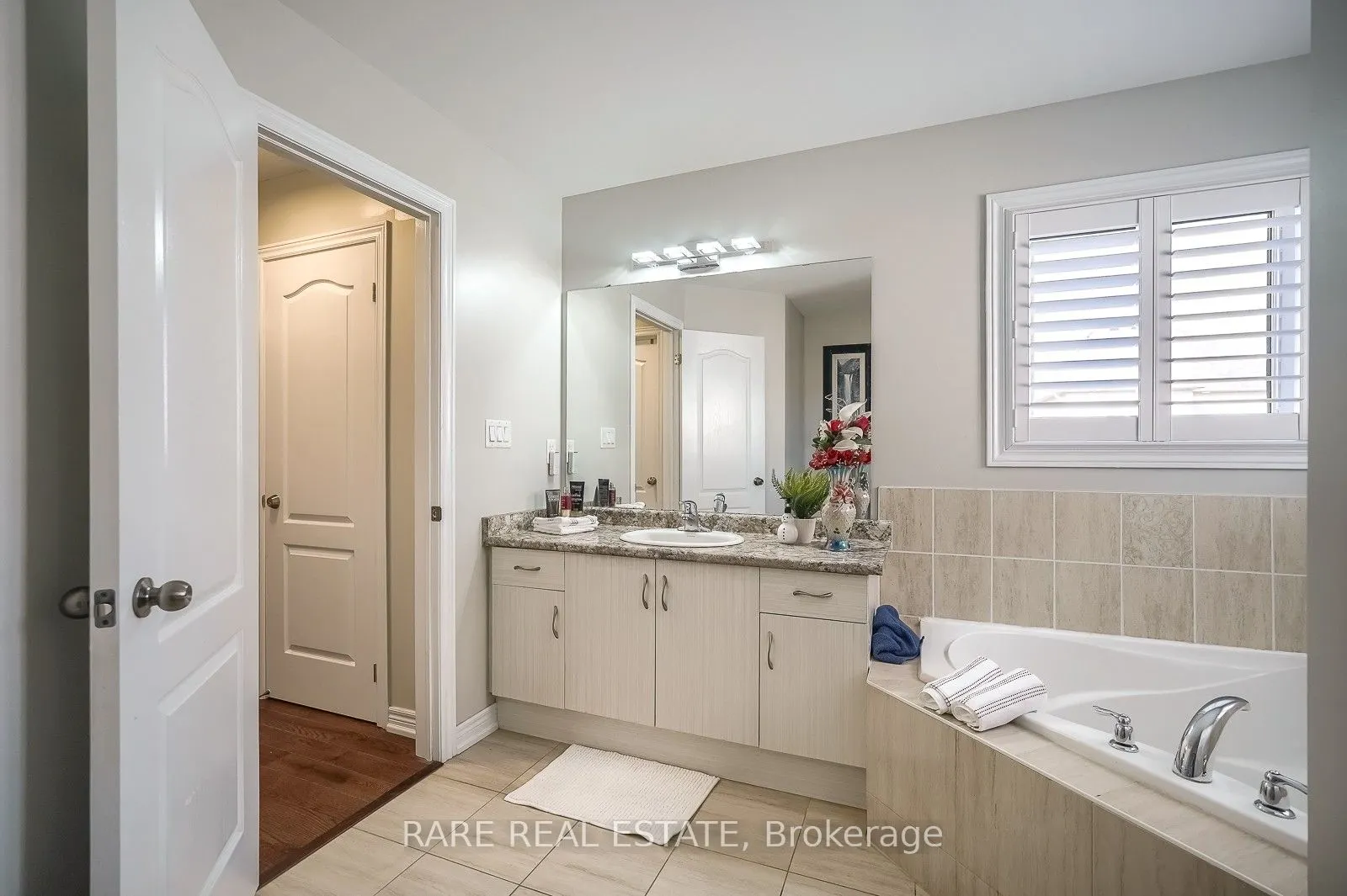 50 Henry Smith Avenue