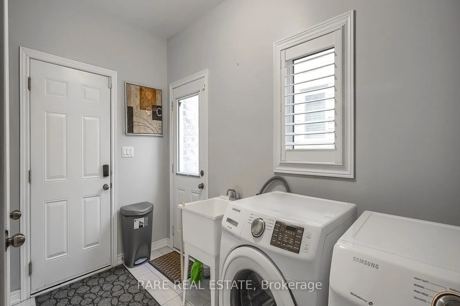 50 Henry Smith Avenue