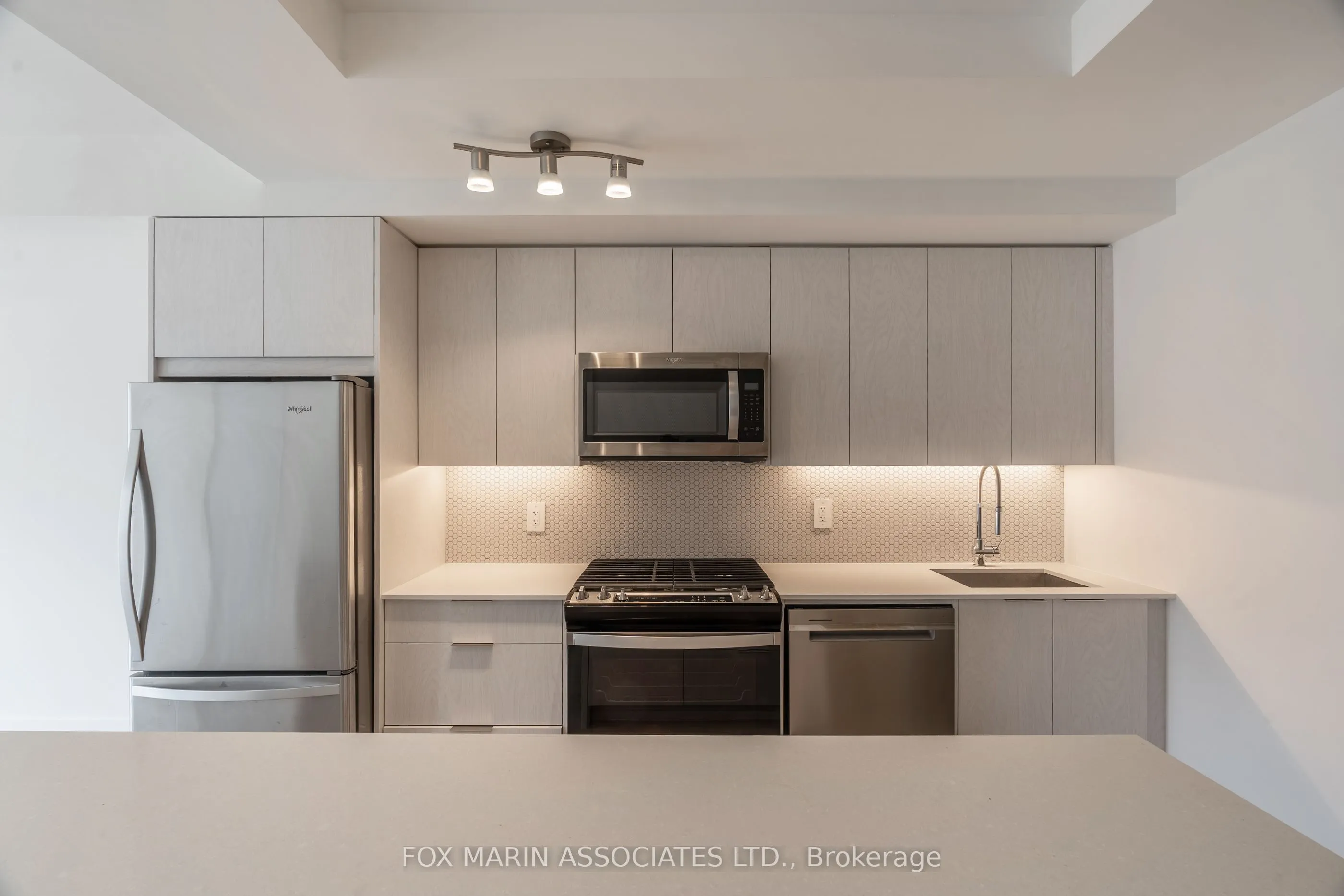 495 Logan Avenue, #206