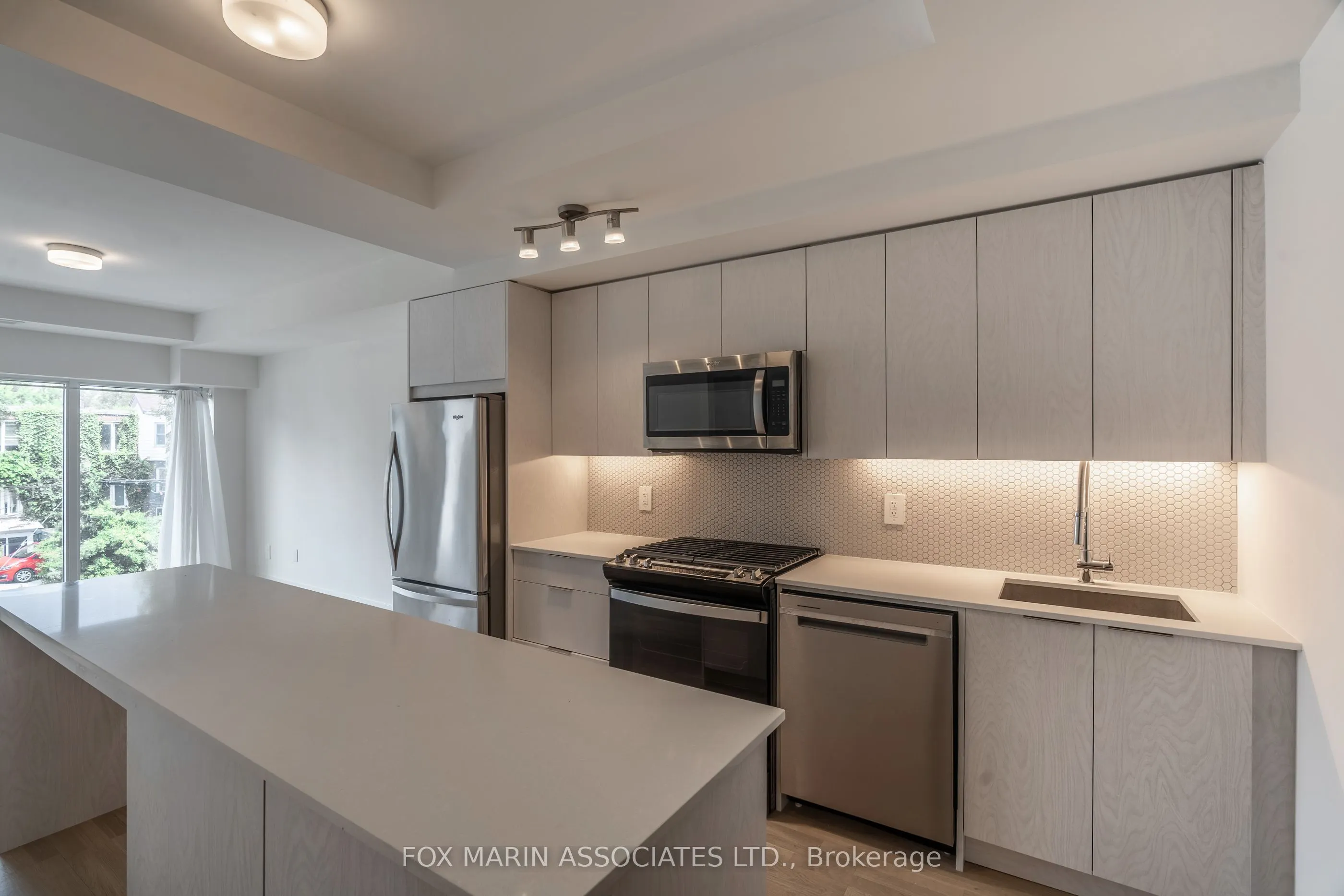 495 Logan Avenue, #206