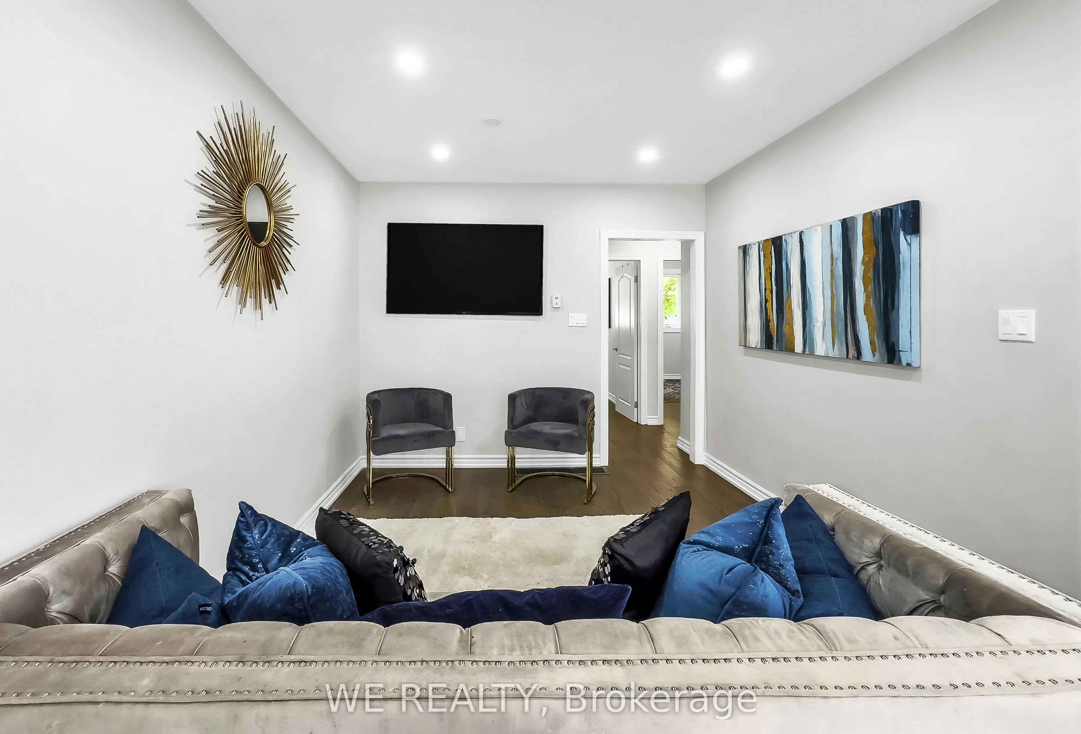 62 Billingsgate Crescent