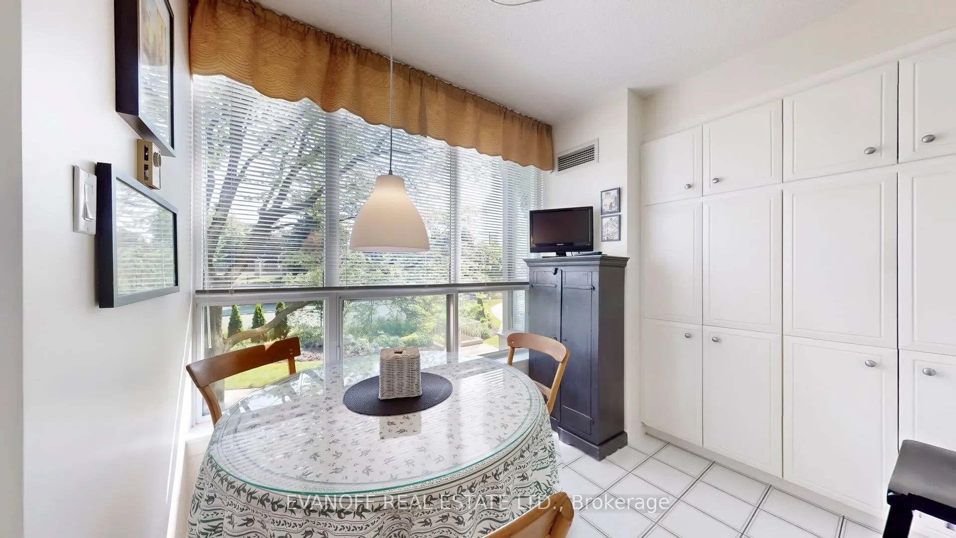 10 Guildwood Parkway, #225