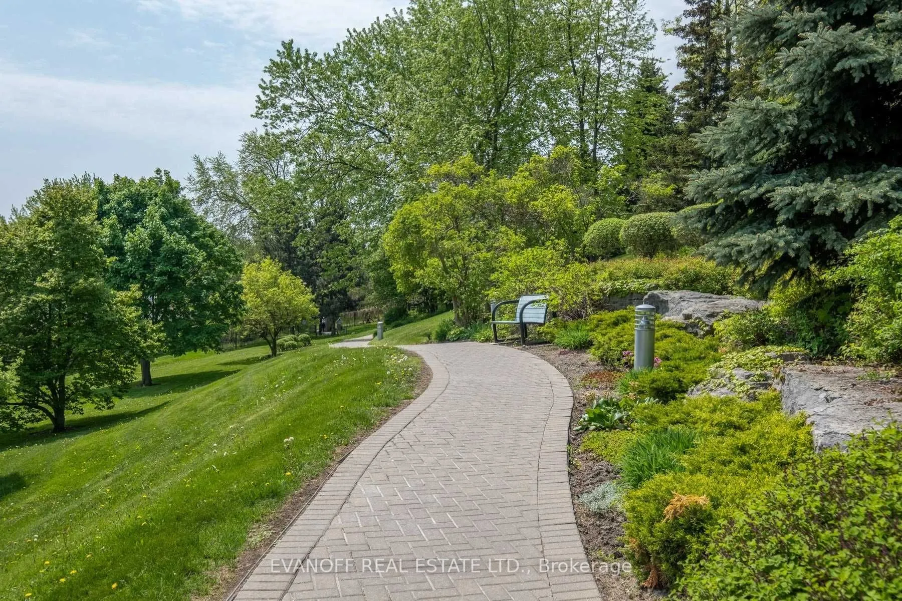 10 Guildwood Parkway, #225