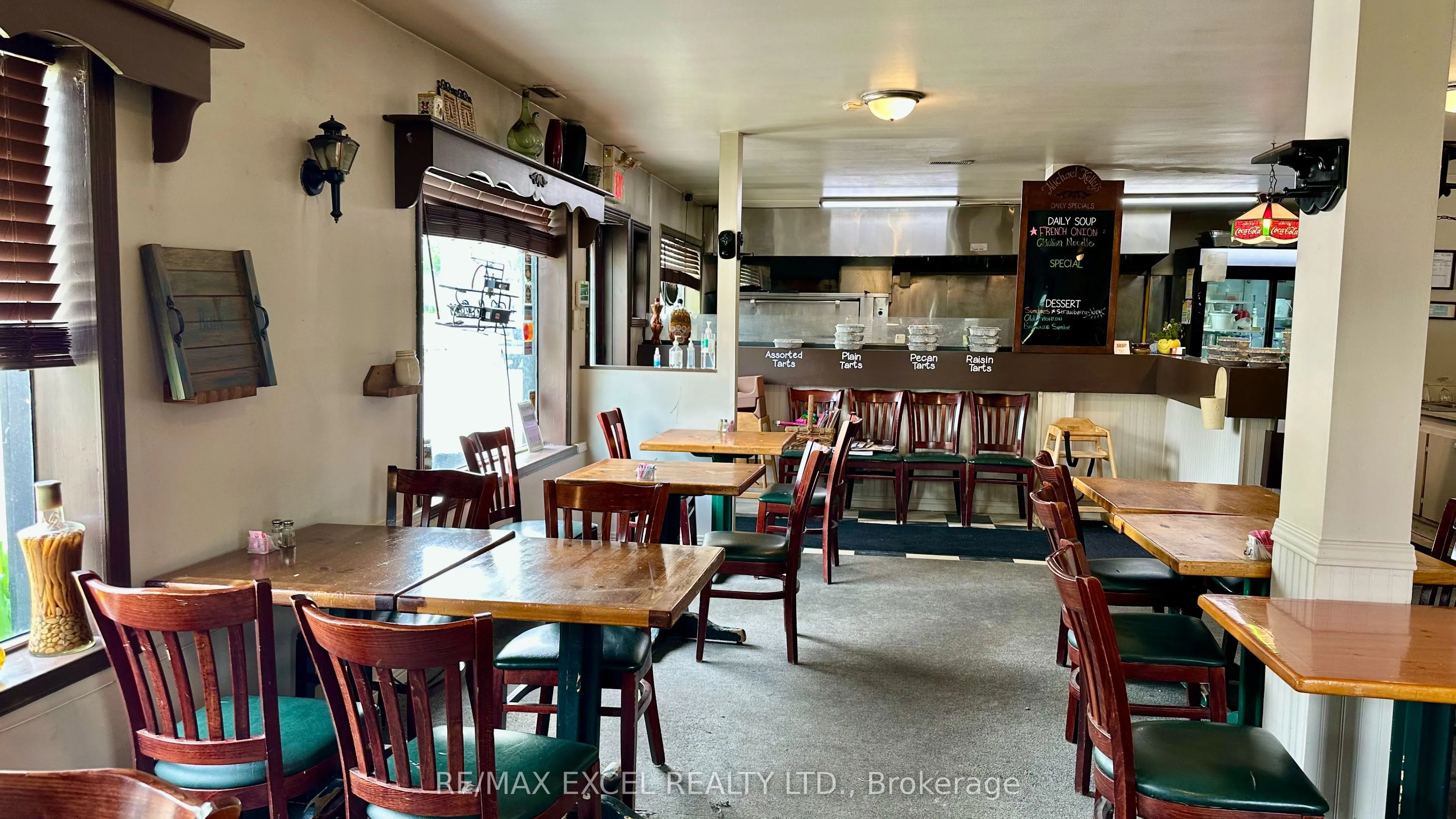 93 Winchester Road E