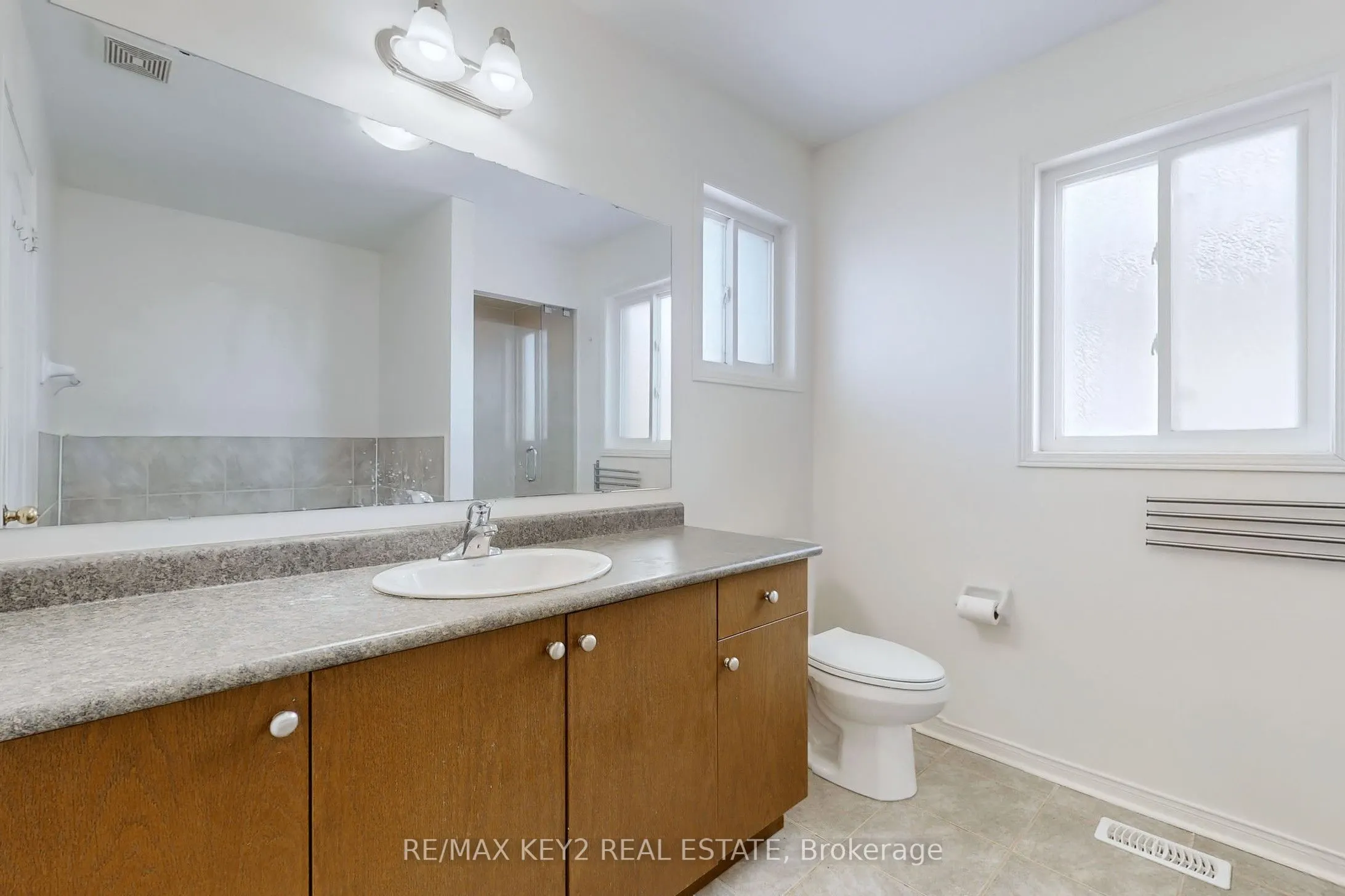 47 Decourcy-Ireland Circle