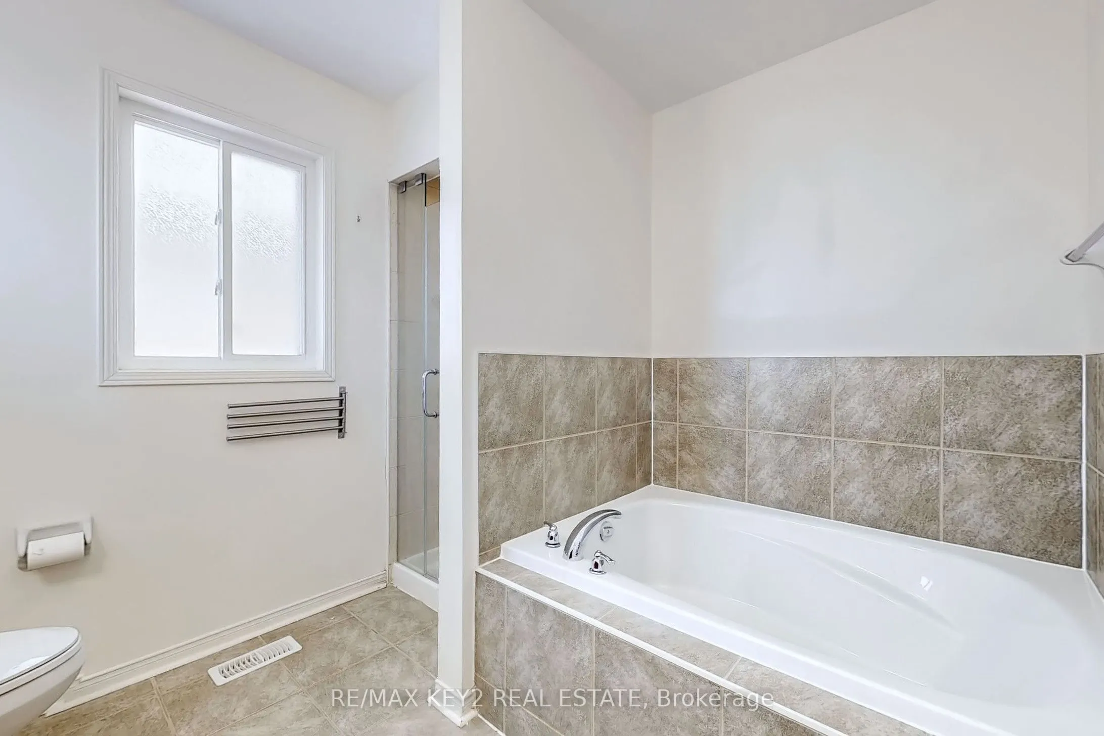 47 Decourcy-Ireland Circle