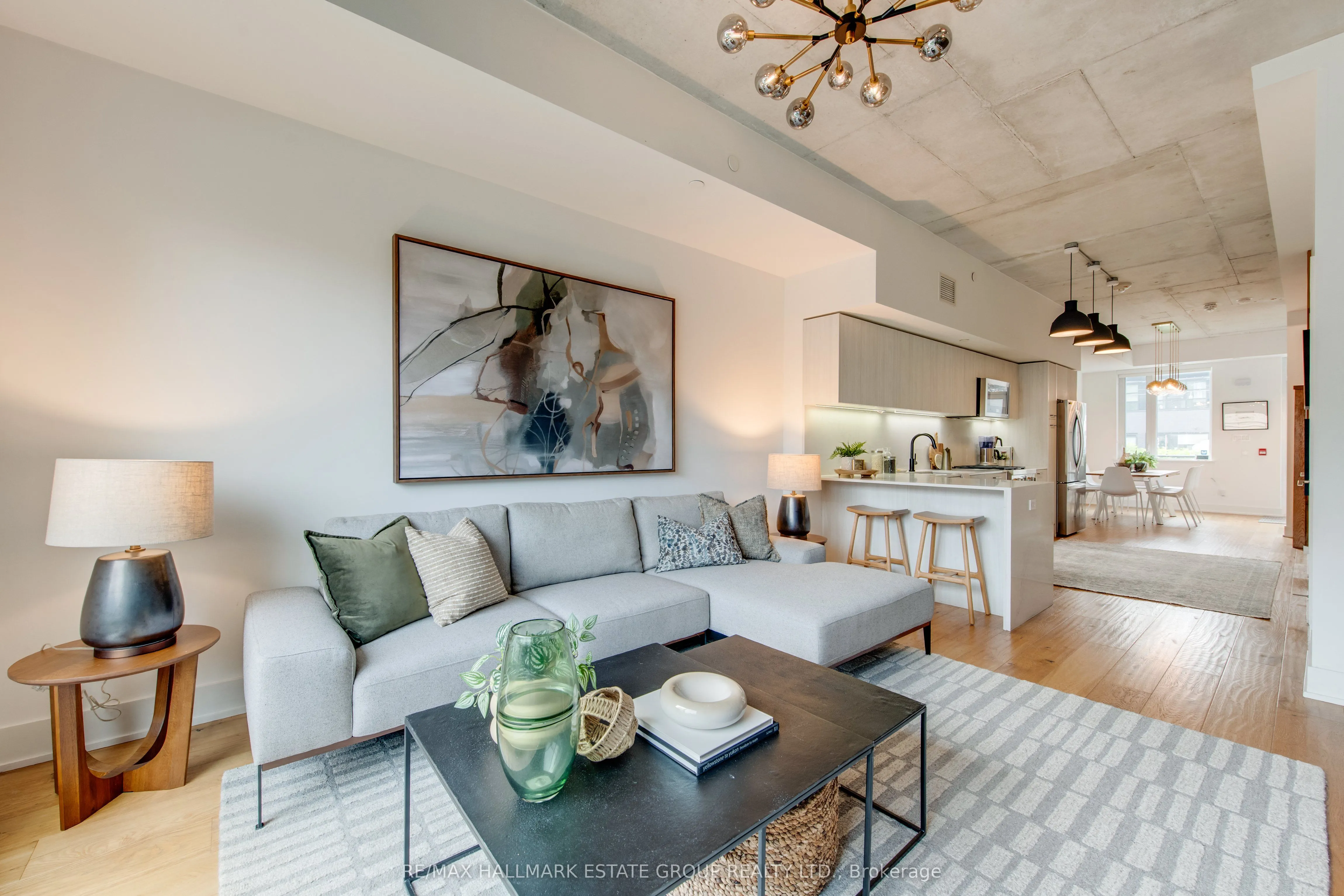 673 Kingston Road, #12
