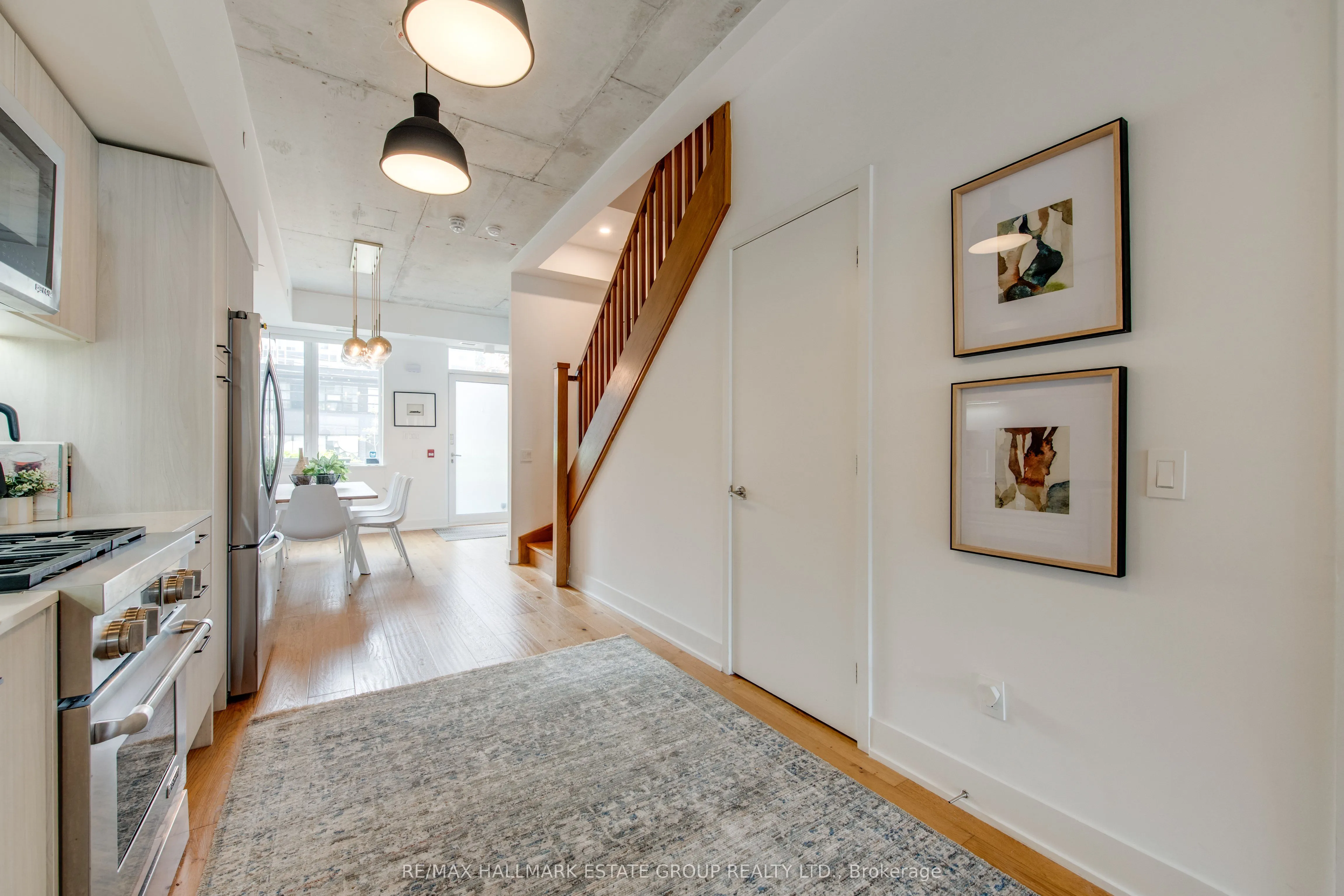 673 Kingston Road, #12