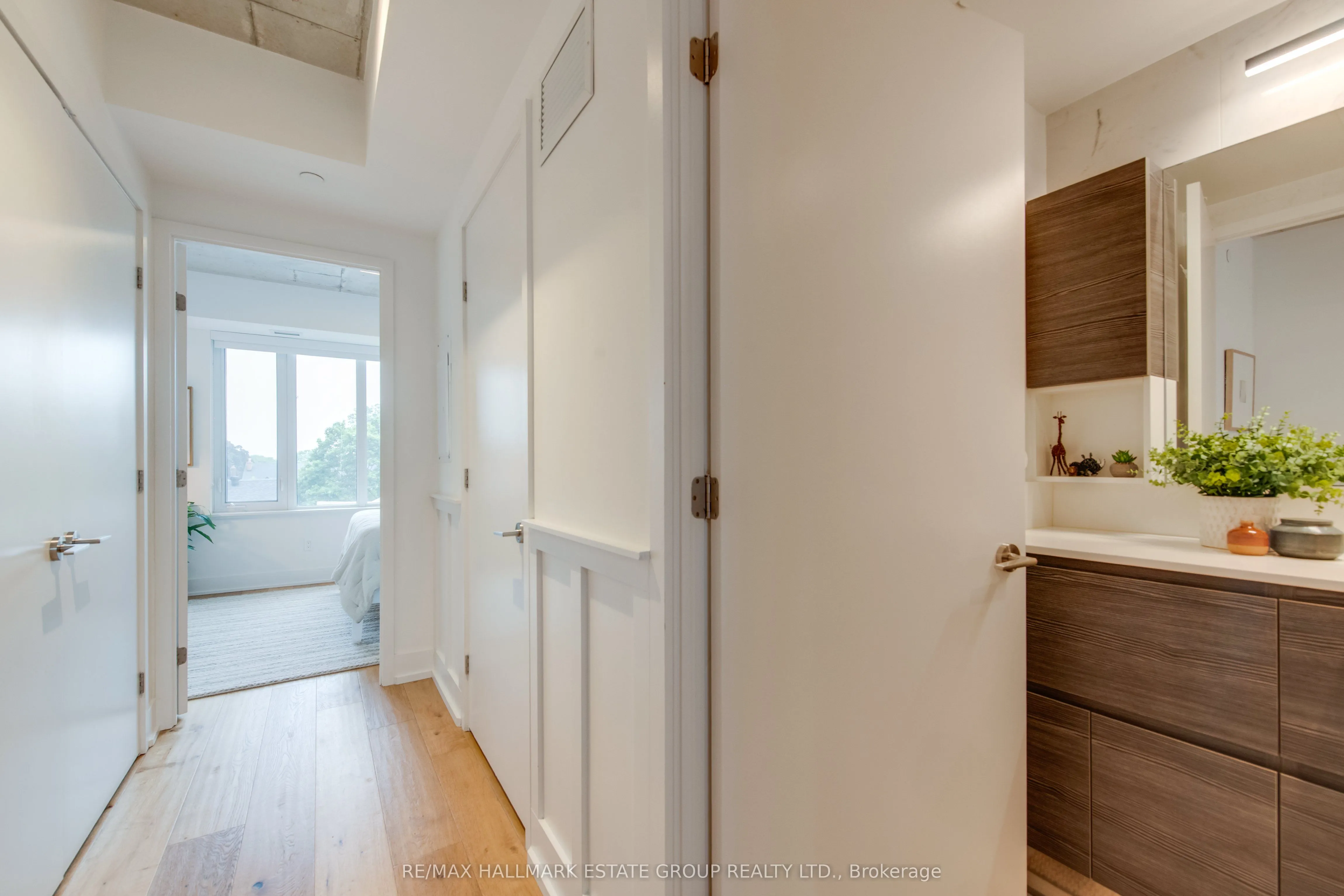 673 Kingston Road, #12