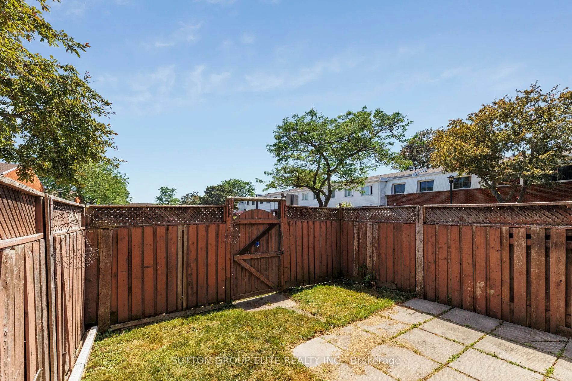 1010 Glen Street, #77