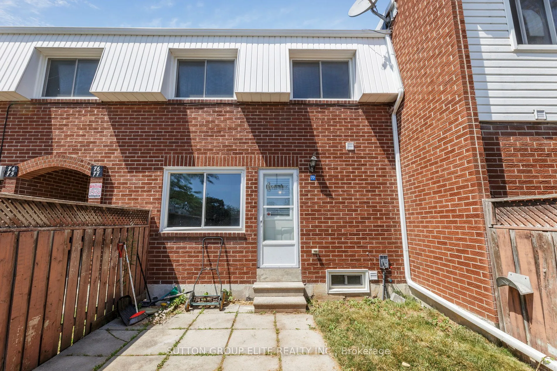 1010 Glen Street, #77