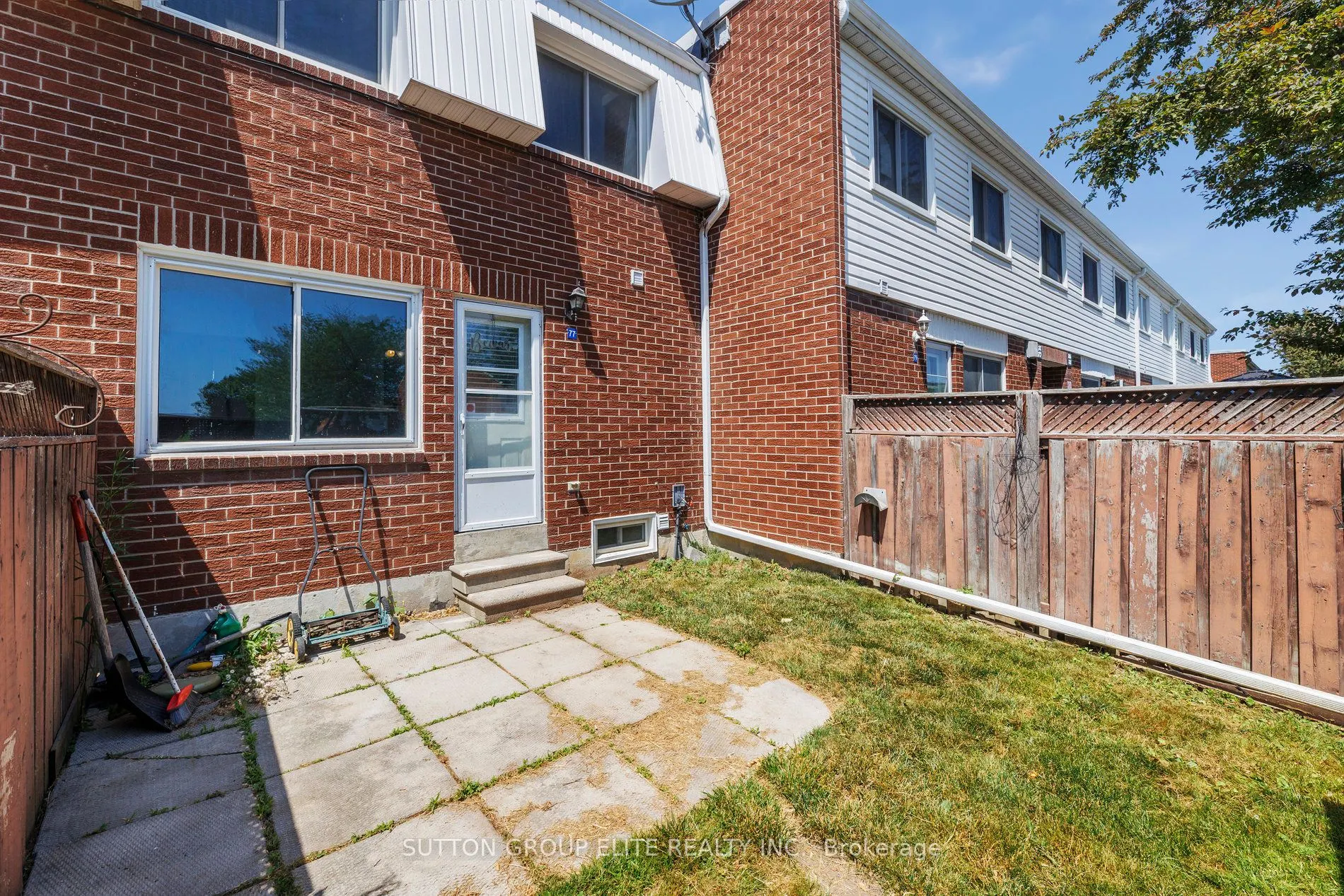 1010 Glen Street, #77