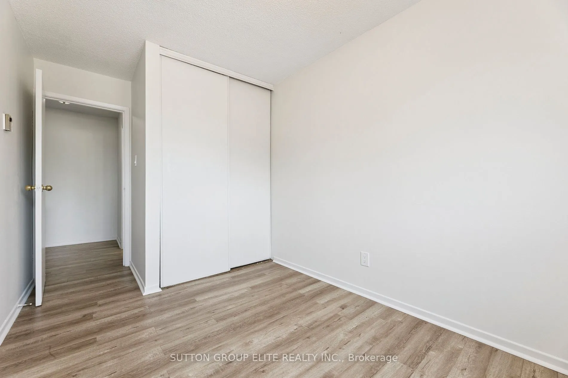 1010 Glen Street, #77