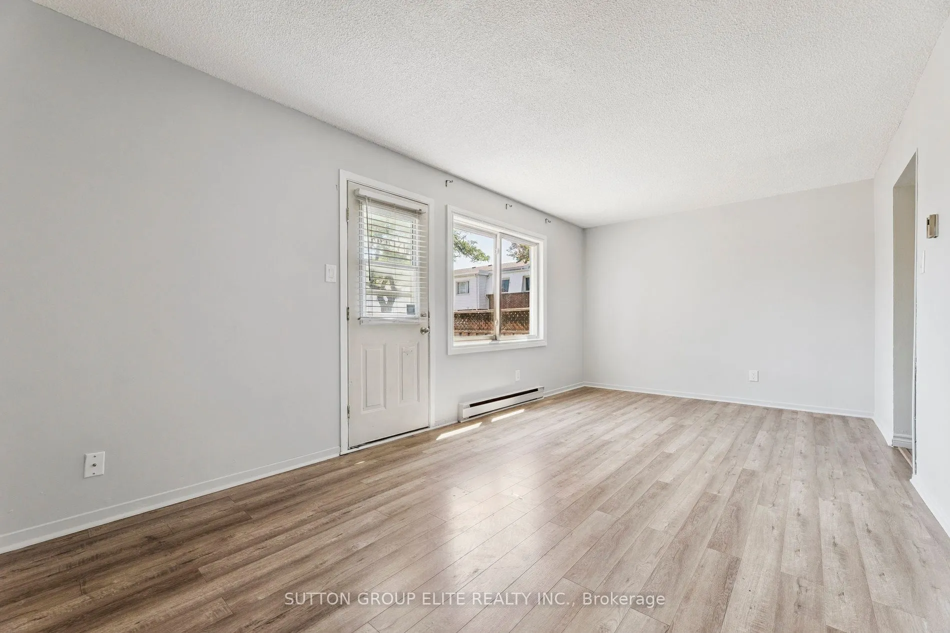1010 Glen Street, #77