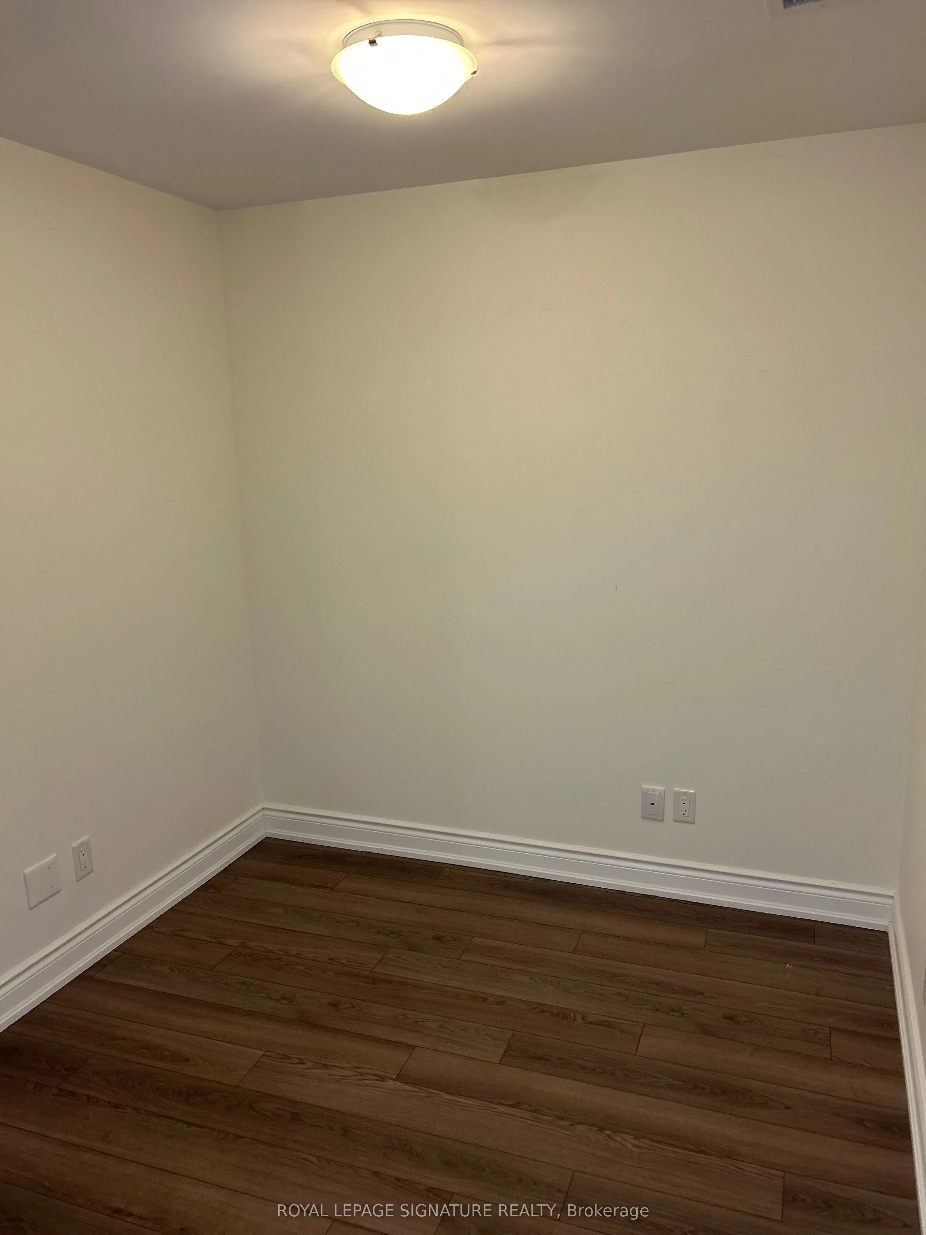 21 Brookhouse Drive, #320