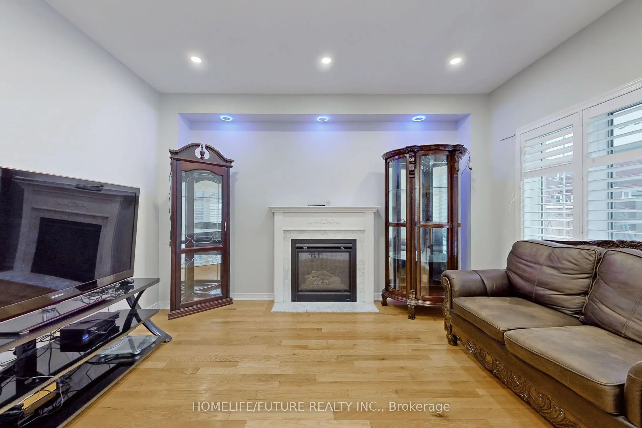 102 Remmington Street