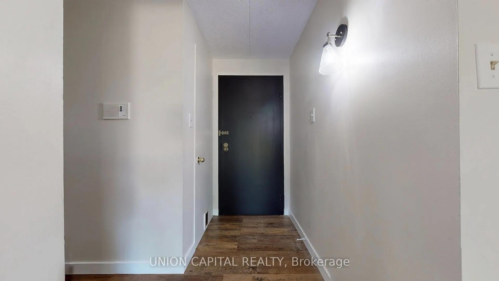 43 Taunton Road E, #27