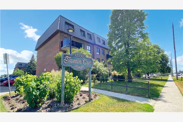 43 Taunton Road E