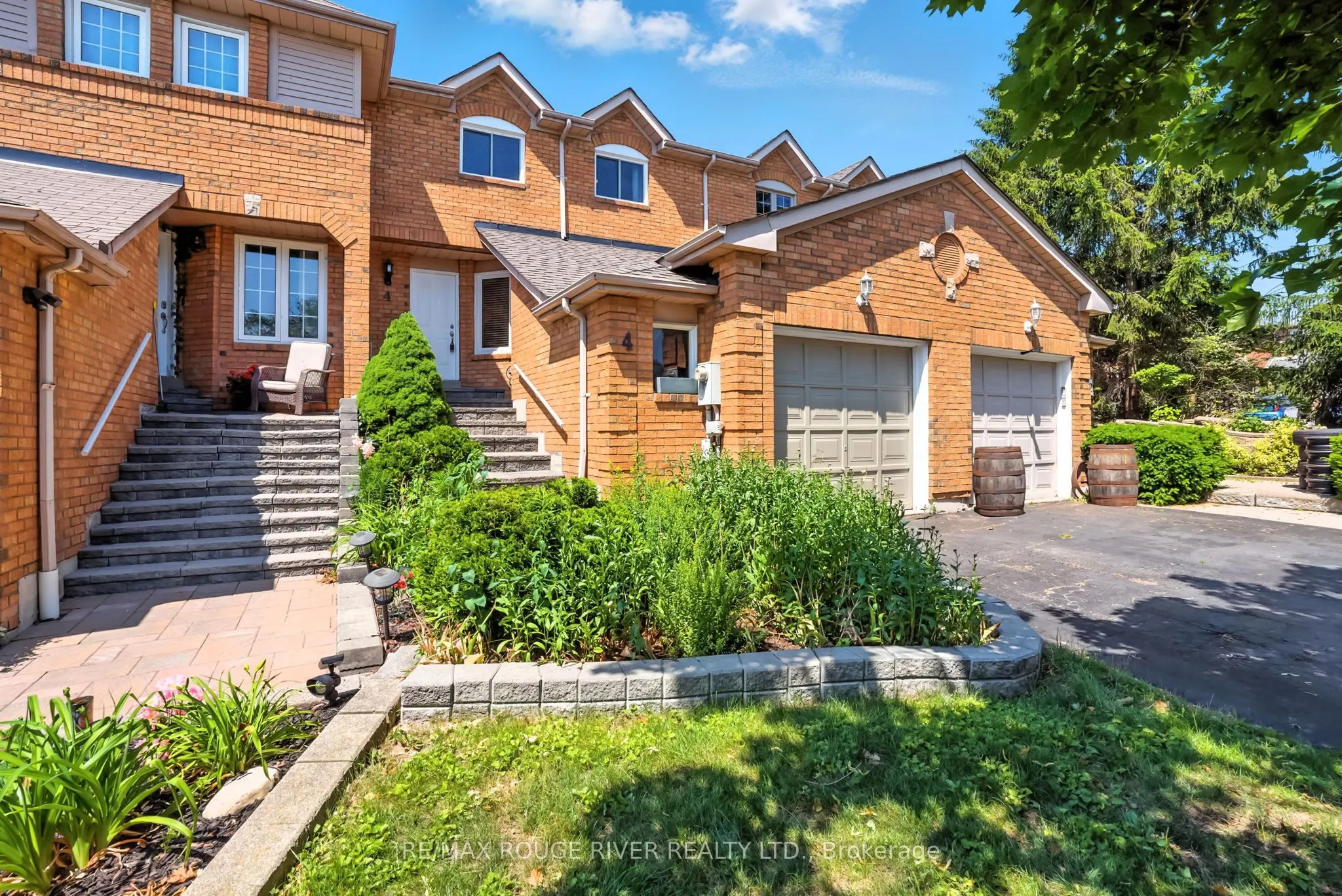 4 Heaver Drive
