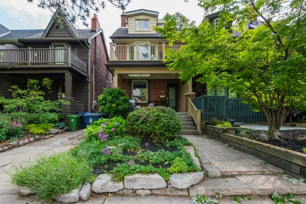 59 Ravina Crescent