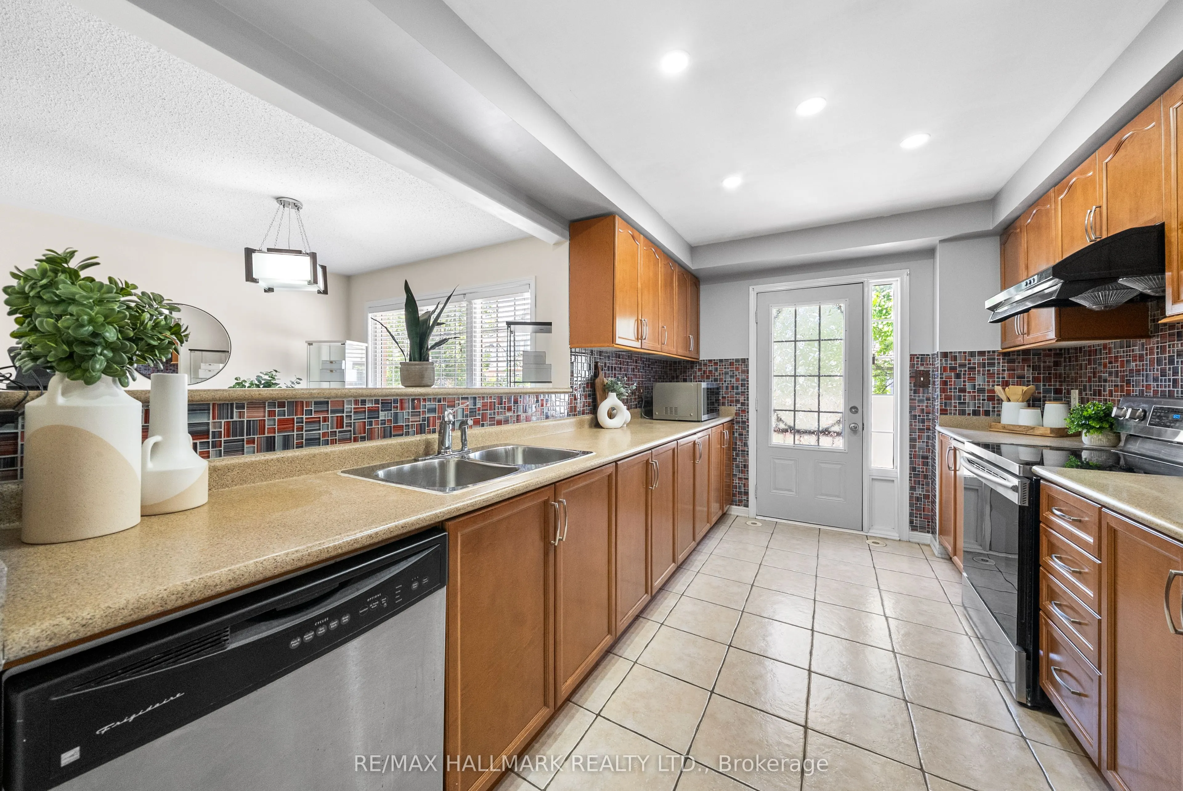 15 Snowgoose Terrace