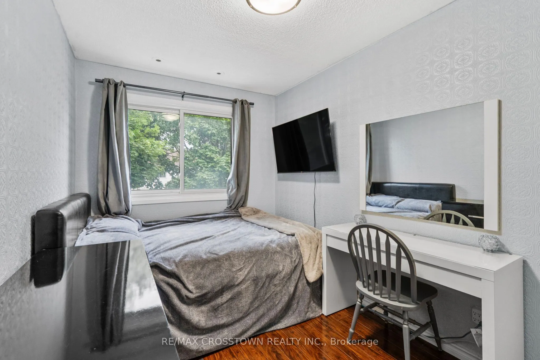 1010 Glen Street, #159