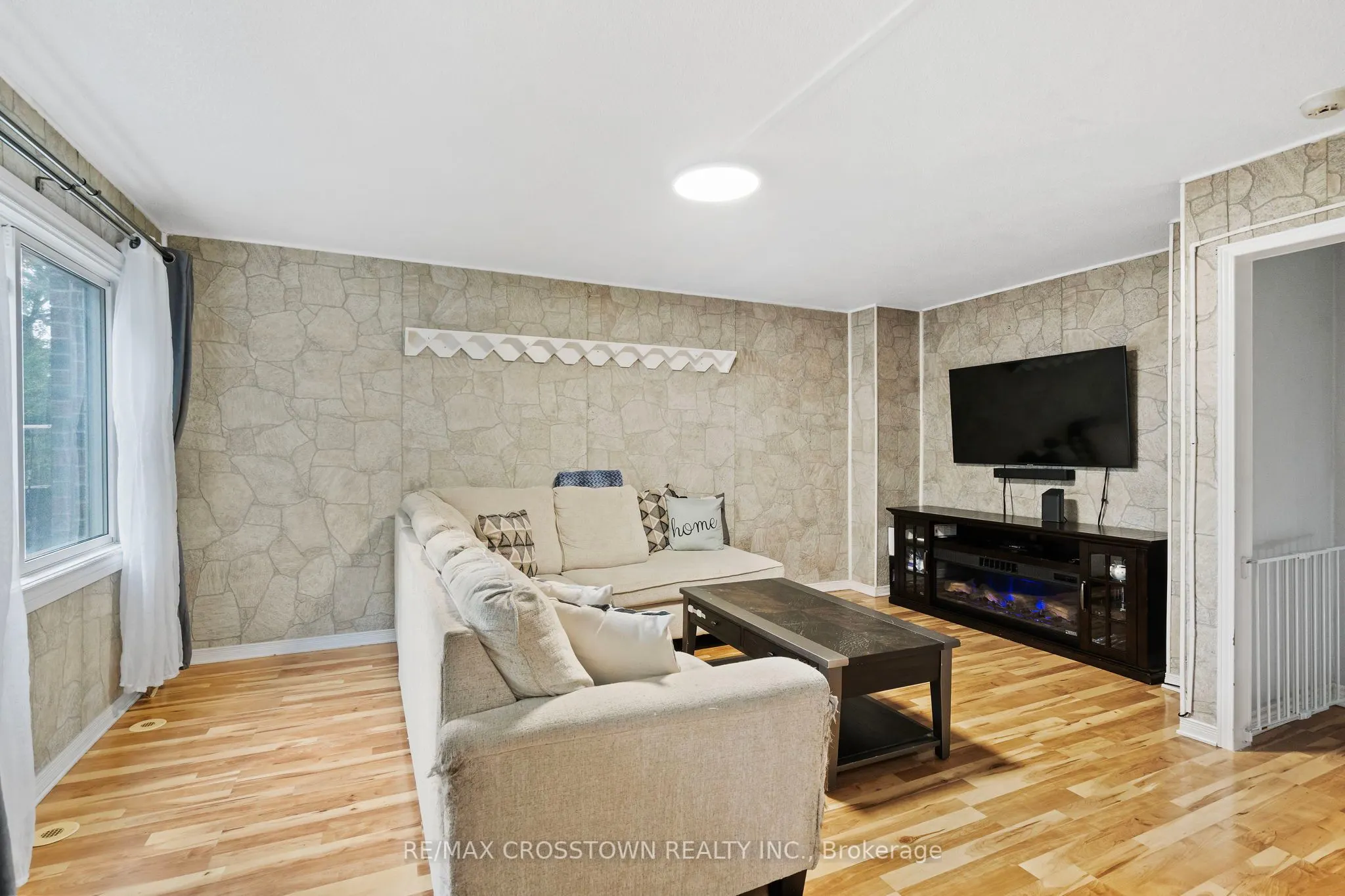 1010 Glen Street, #159