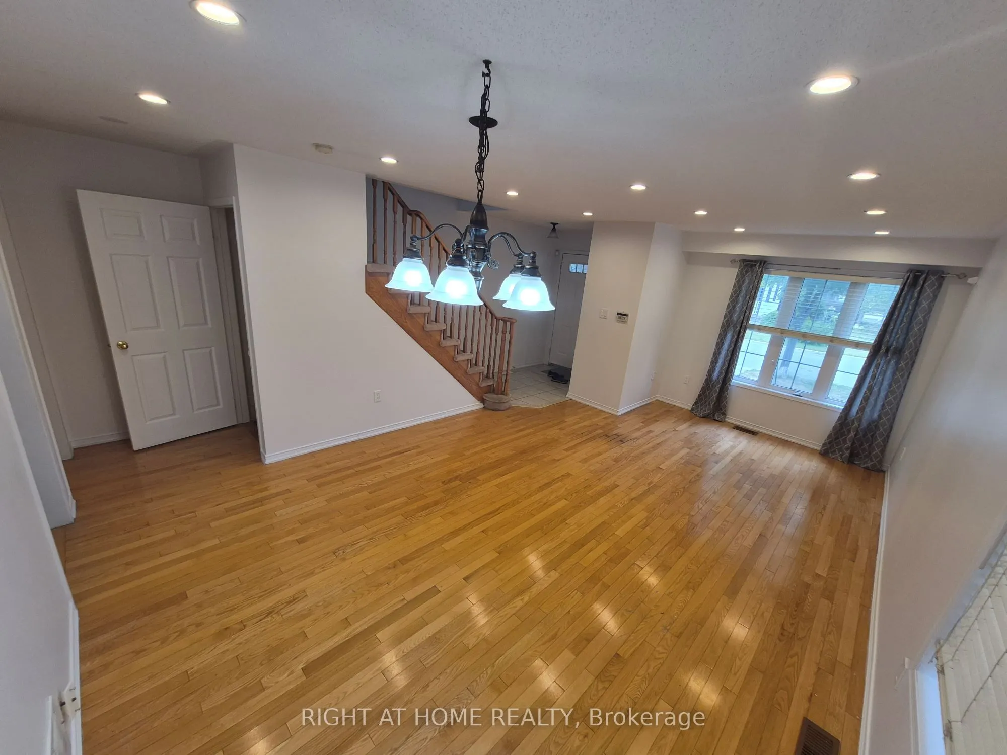 53 Armitage Crescent